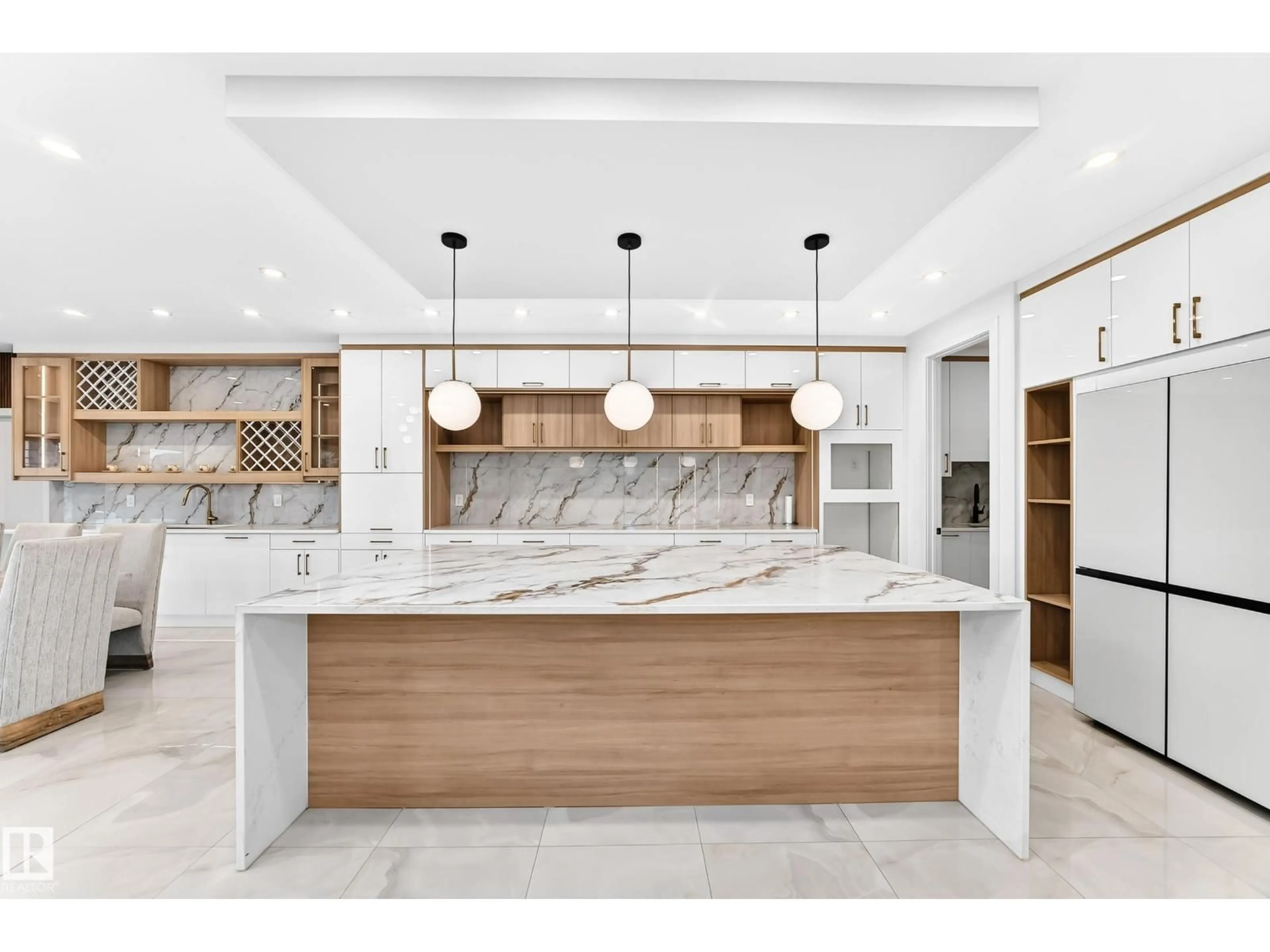 Contemporary kitchen, ceramic/tile floor for NE - 6111 27 ST, Rural Leduc County Alberta T0C2K0