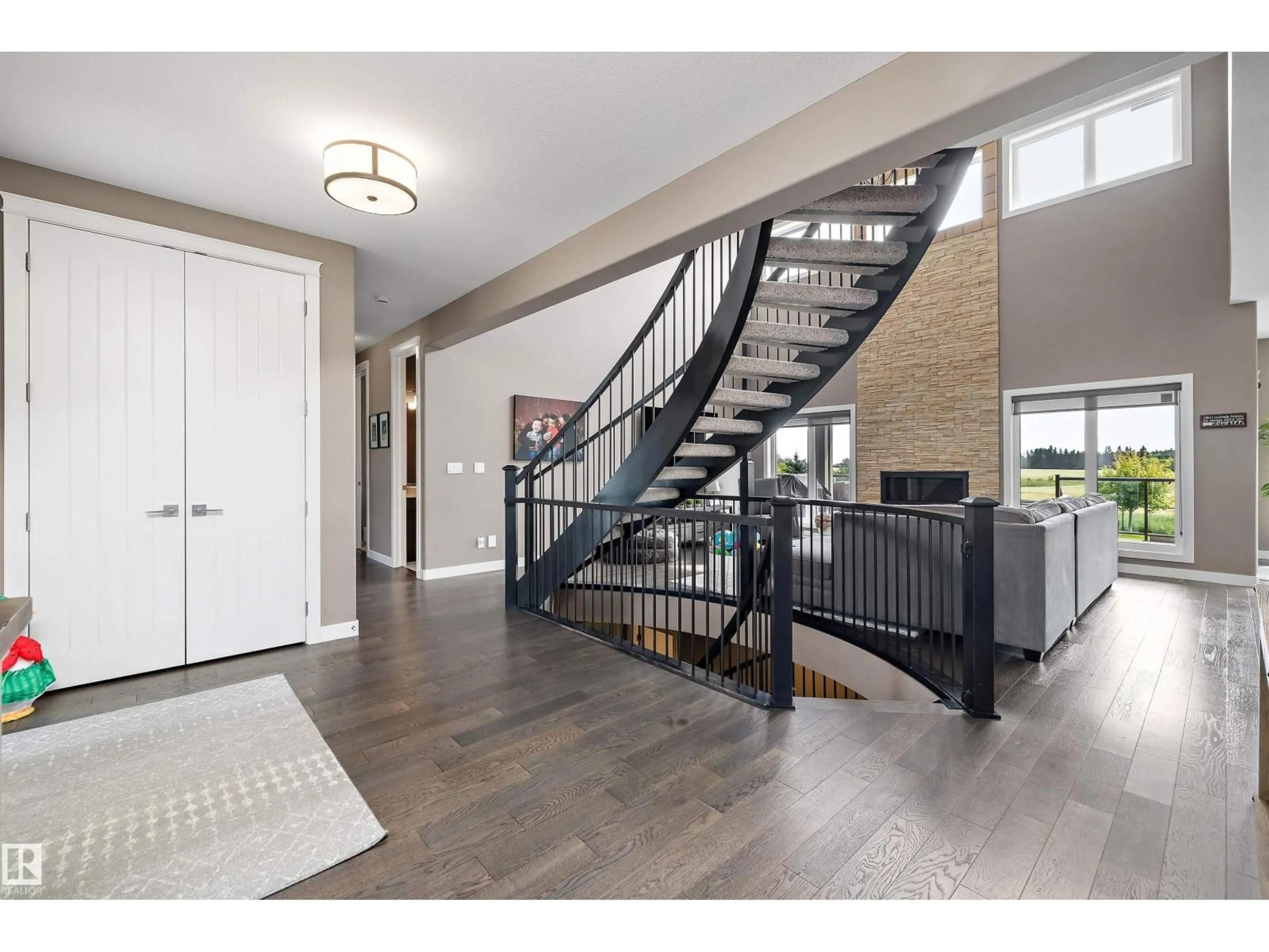 Indoor entryway for 207 - 54302 RGE ROAD 250, Rural Sturgeon County Alberta T8T0C9