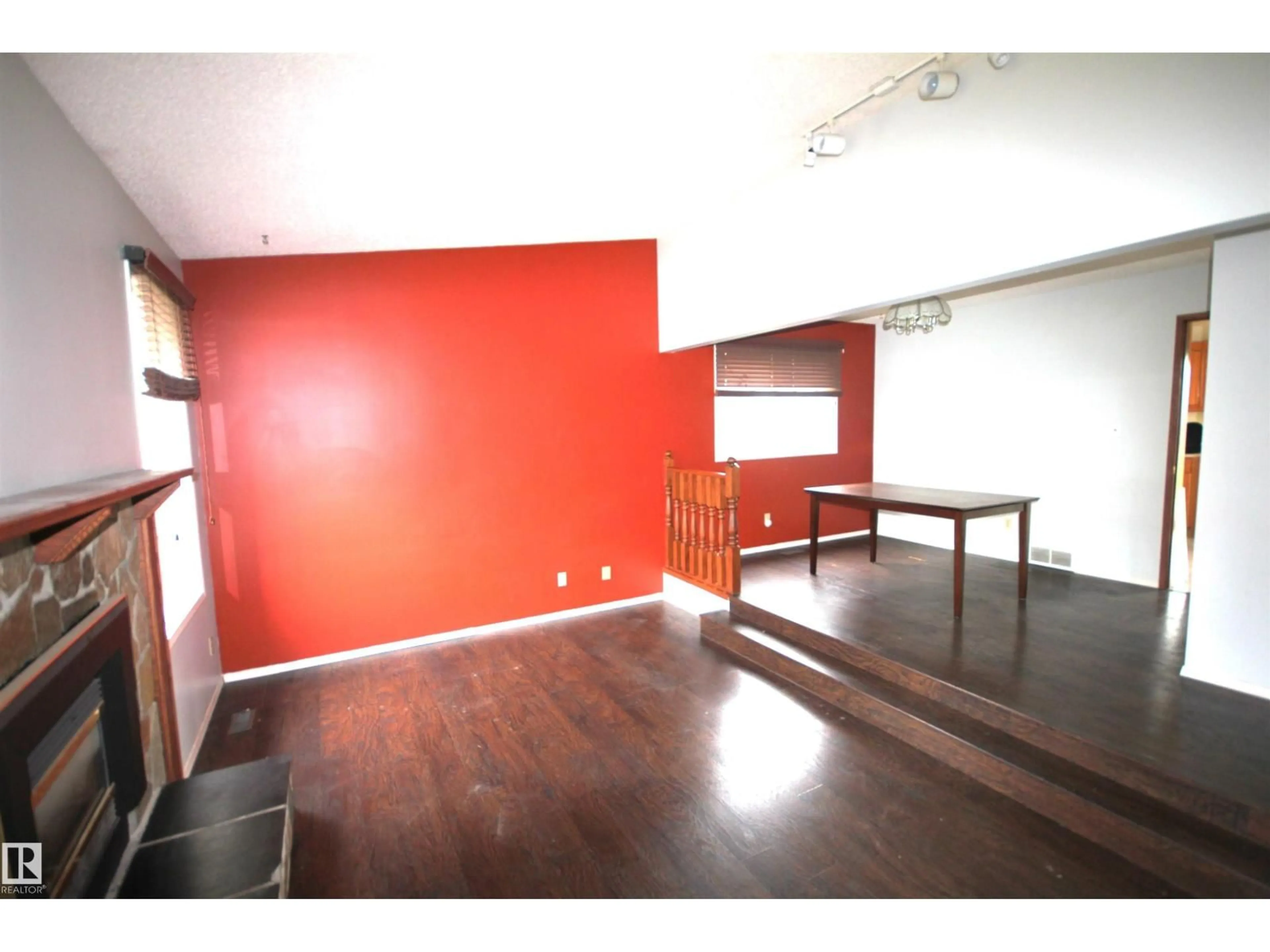 Unknown for NW - 16547 113 ST, Edmonton Alberta T5X4T2
