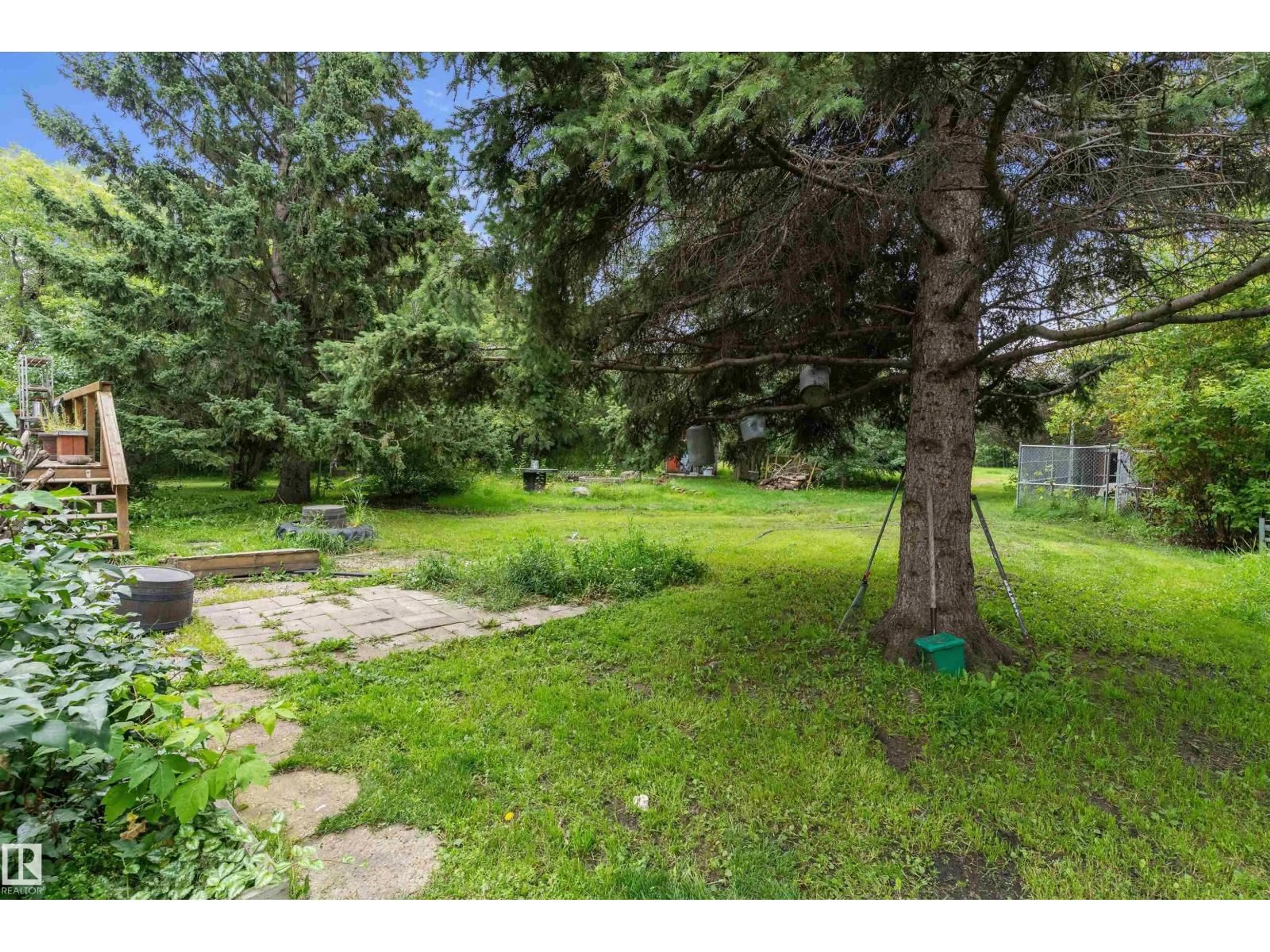 Patio, forest/trees view for 37 - 53431 RGE ROAD 221, Rural Strathcona County Alberta T8E2K8