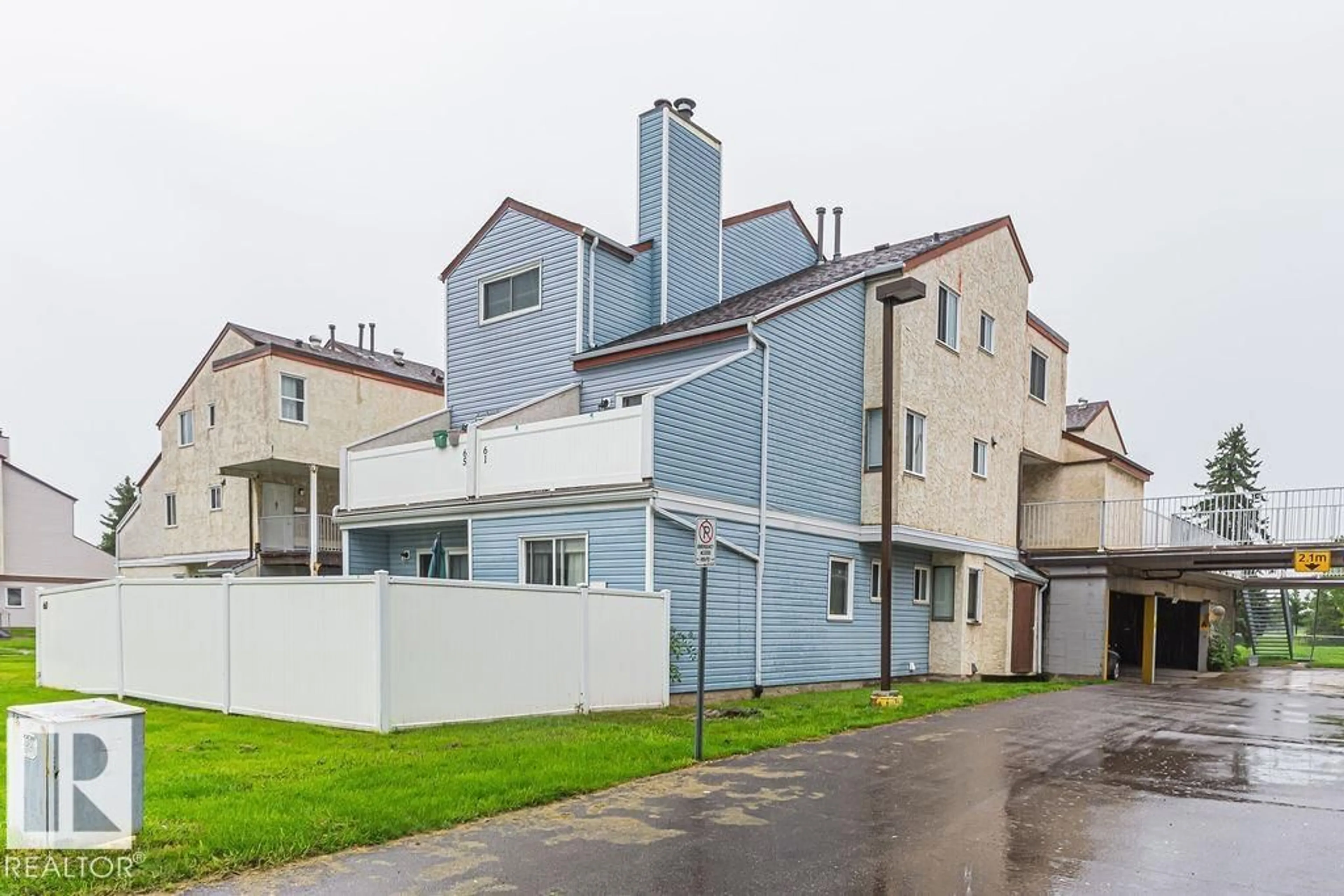 Unknown for NW - 61 LANCASTER TC, Edmonton Alberta T5X5S4