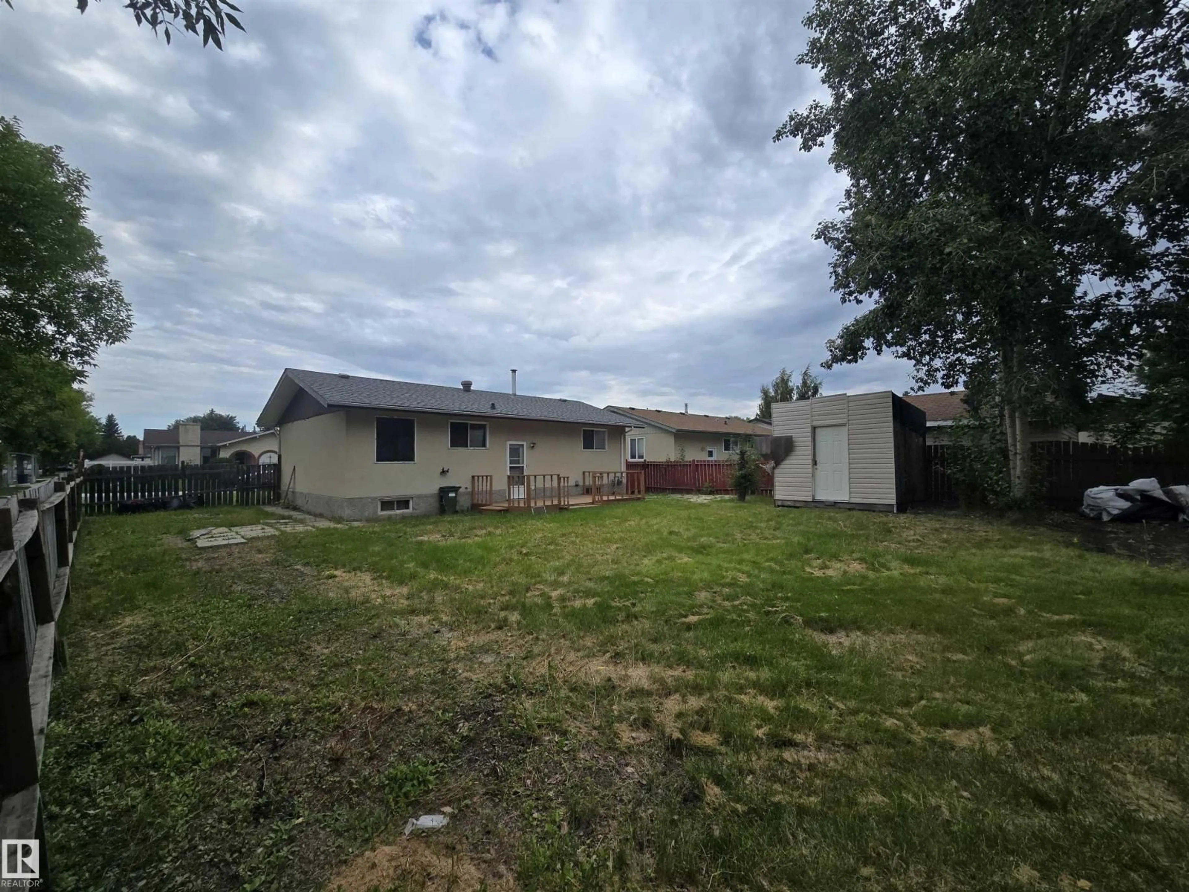 Unknown for 10829 167A AV, Edmonton Alberta T5X2Y9