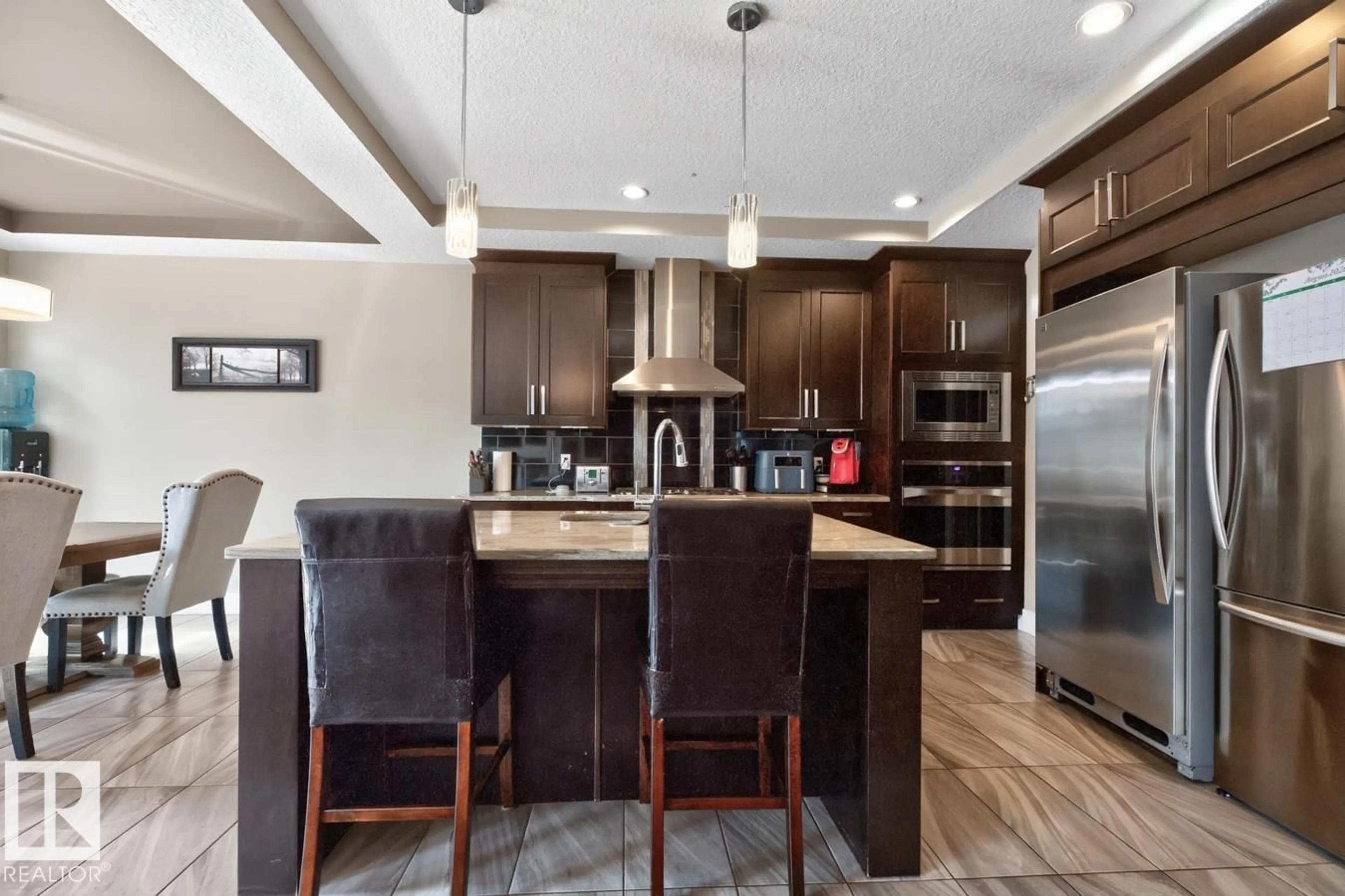 Open concept kitchen, unknown for 77 CARAGANA WY, Fort Saskatchewan Alberta T8L0H4