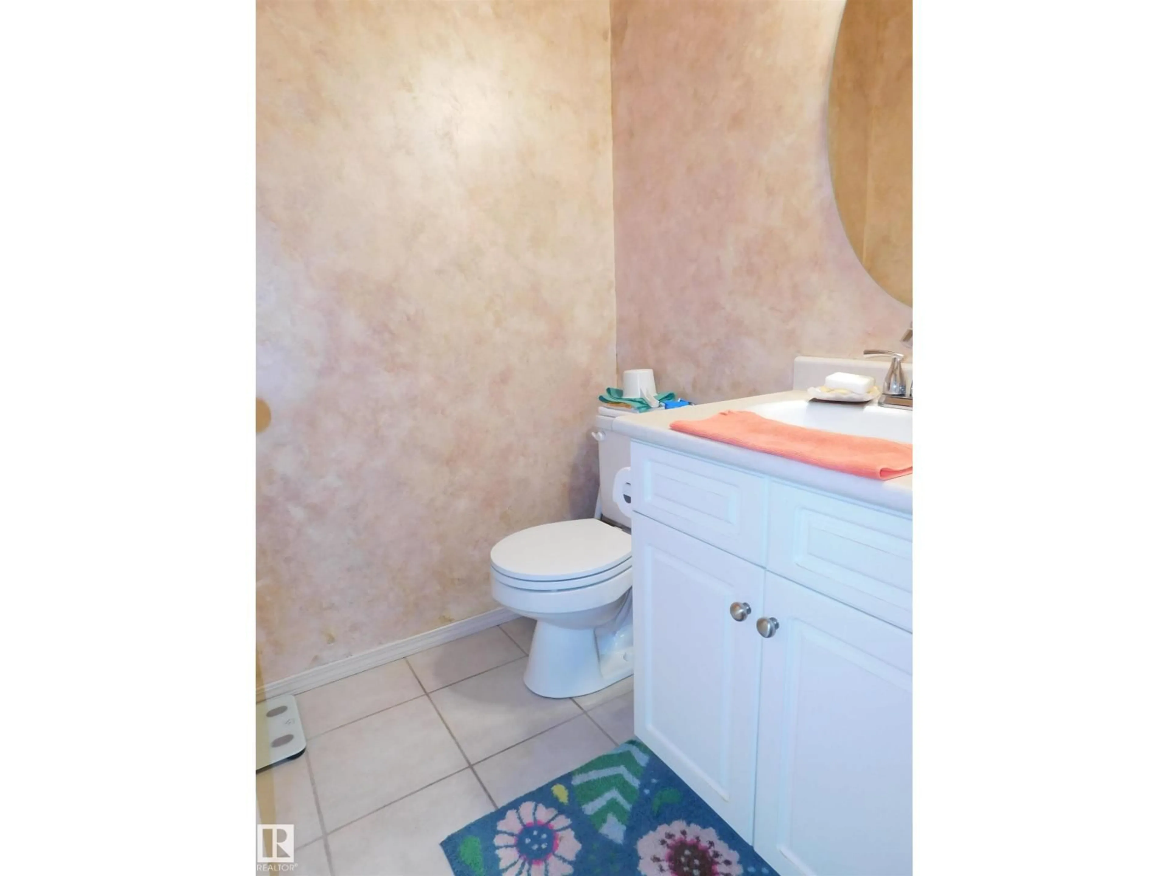 Standard bathroom, ceramic/tile floor for #9 - 303 LEGER WY, Edmonton Alberta T6R2X9