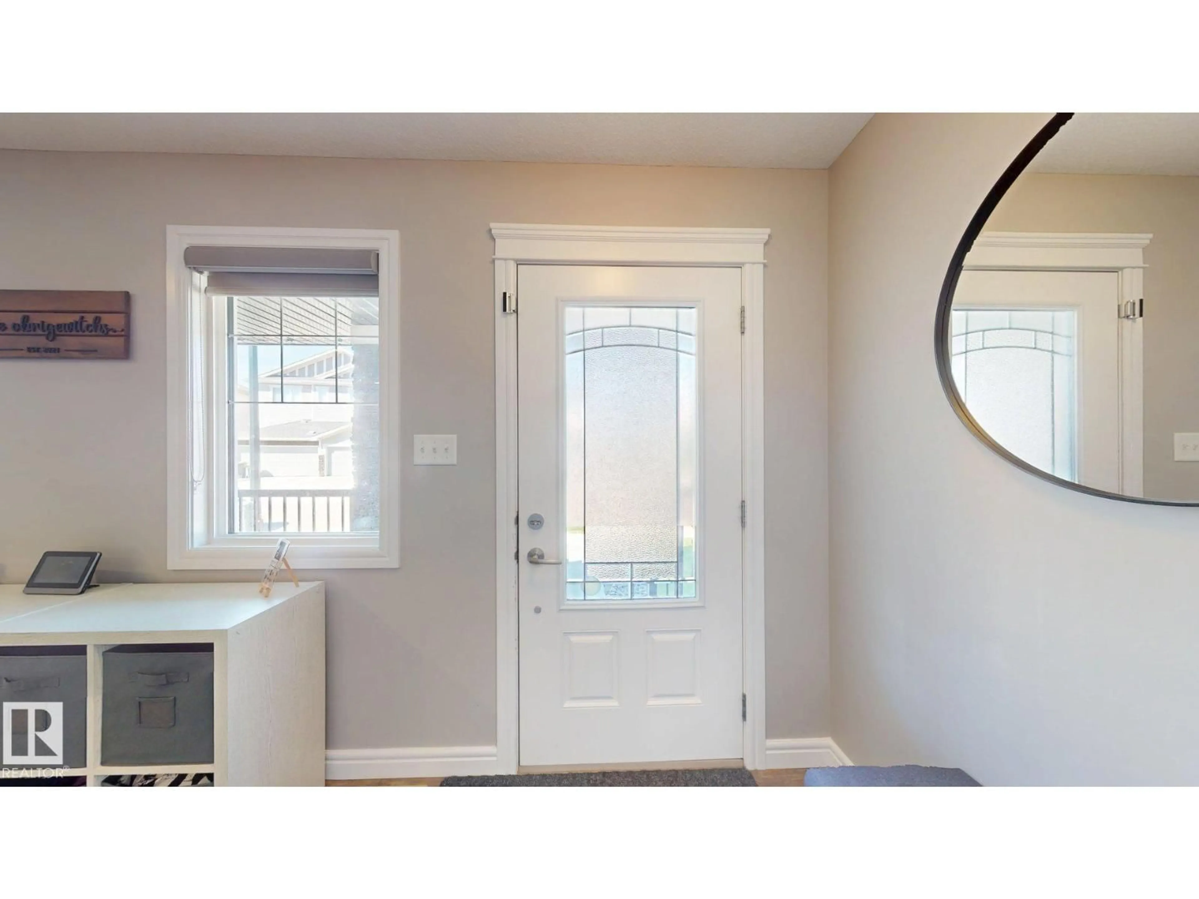 Indoor entryway for NW - 17359 49 ST, Edmonton Alberta T5Y3W1