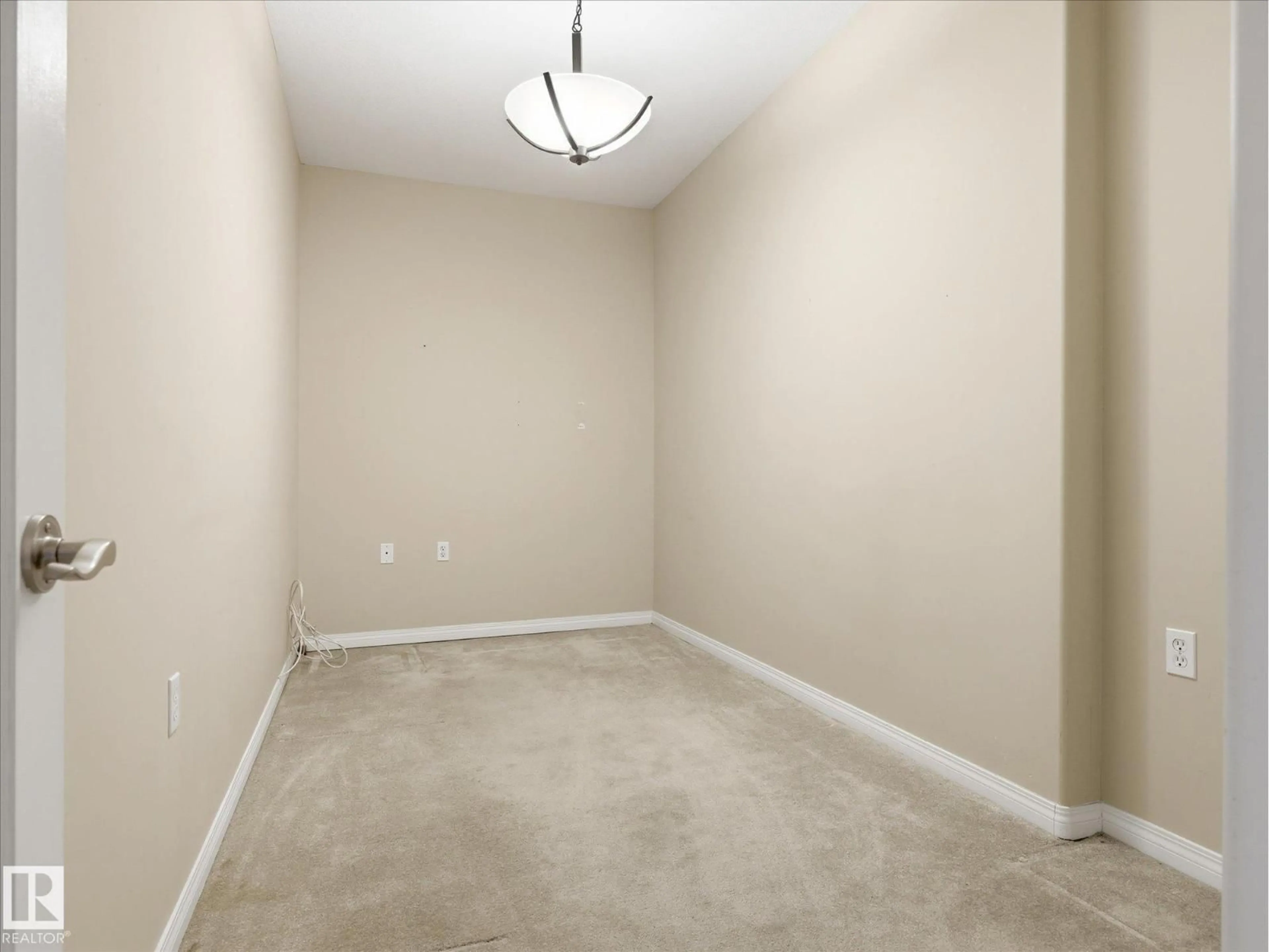 A pic of a room for #417 - 612 111 ST, Edmonton Alberta T6W1R9