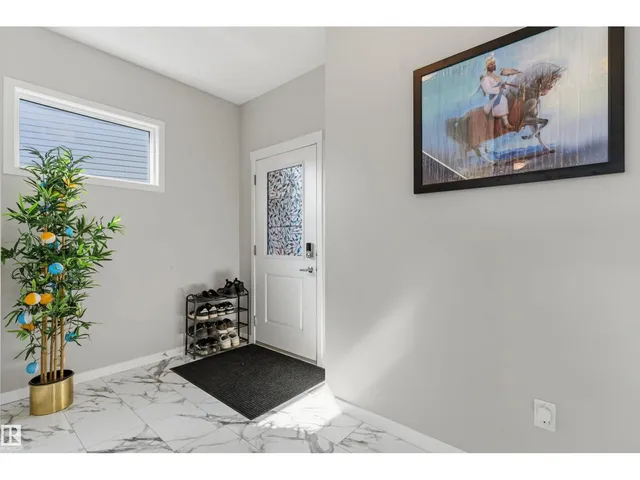 1103 26 AV, Edmonton 3