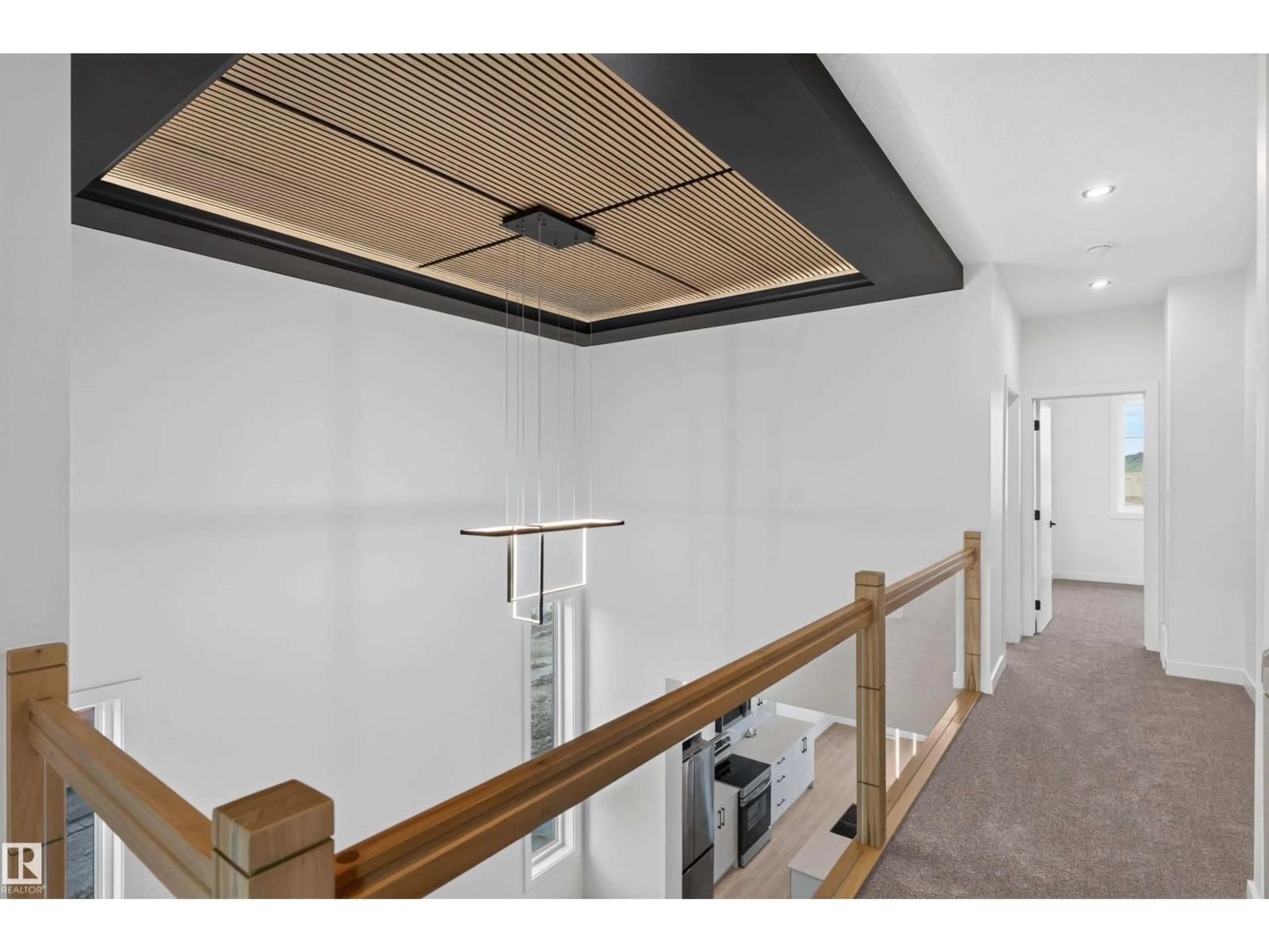 Indoor foyer for 1911 48 ST, Edmonton Alberta T6X3N3