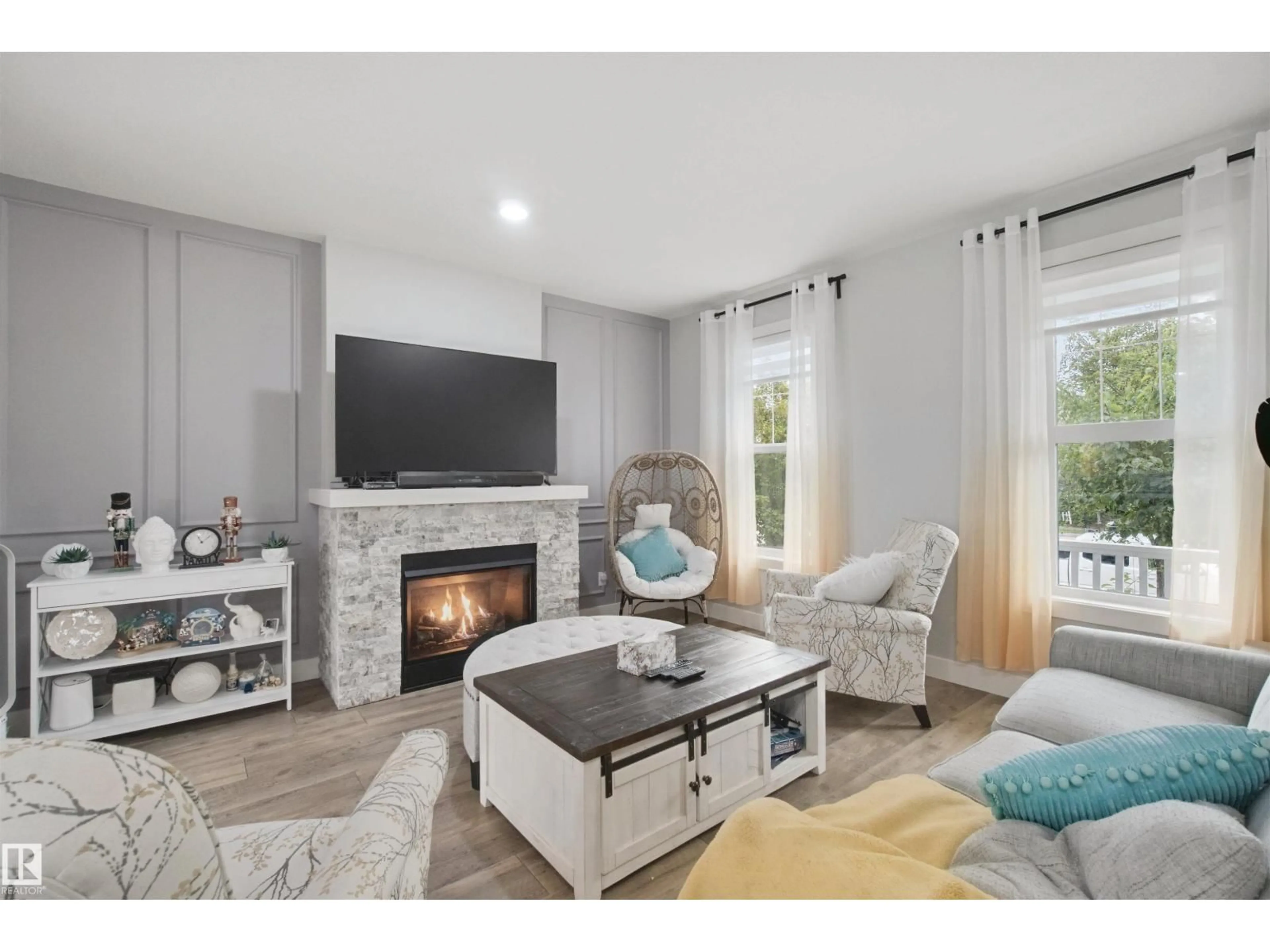 Living room with furniture, unknown for 7603 SUMMERSIDE GRANDE BV, Edmonton Alberta T6X0V2
