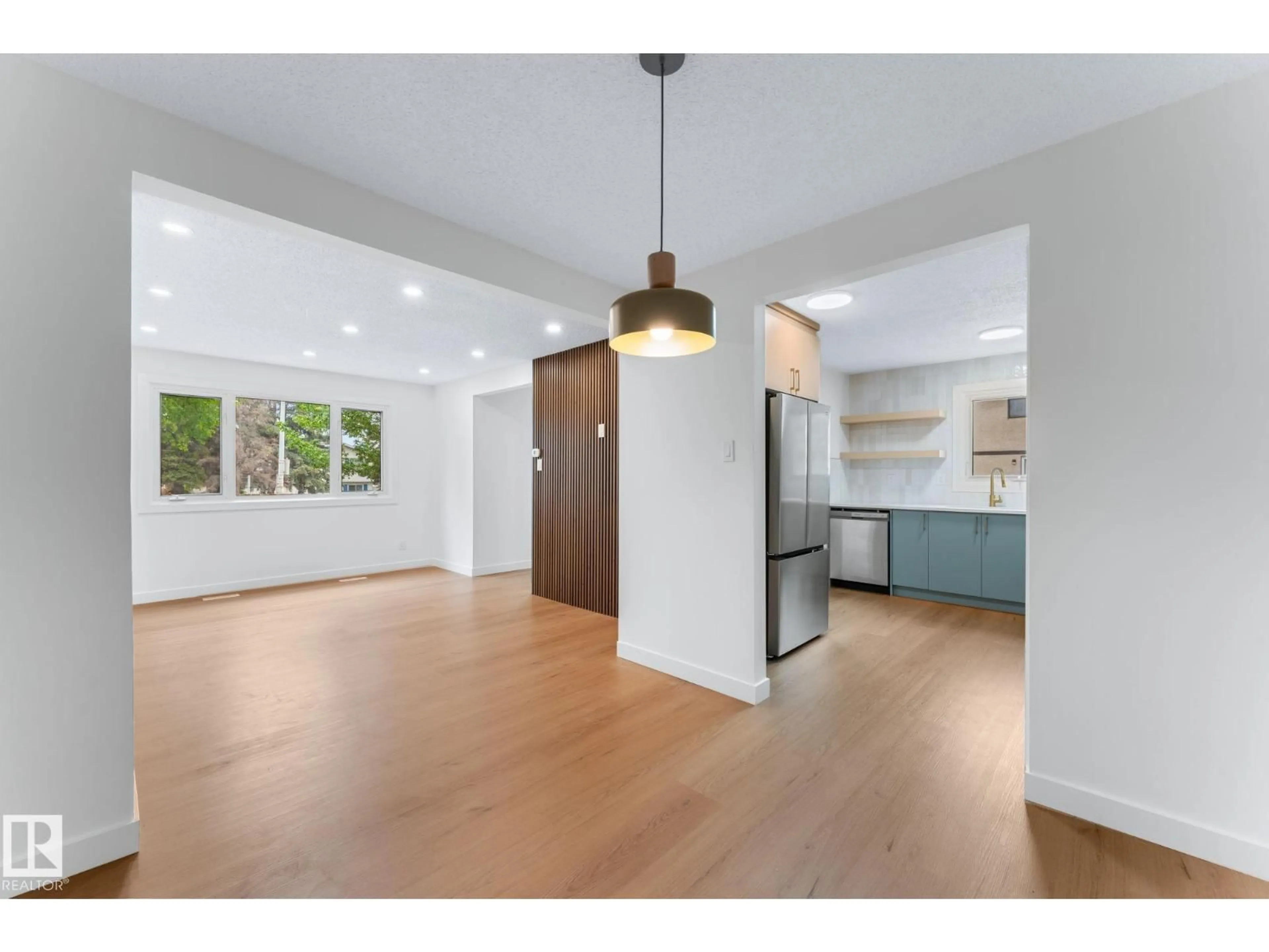 Open concept kitchen, unknown for 4 BELMEAD GARDENS, Edmonton Alberta T5T1J1