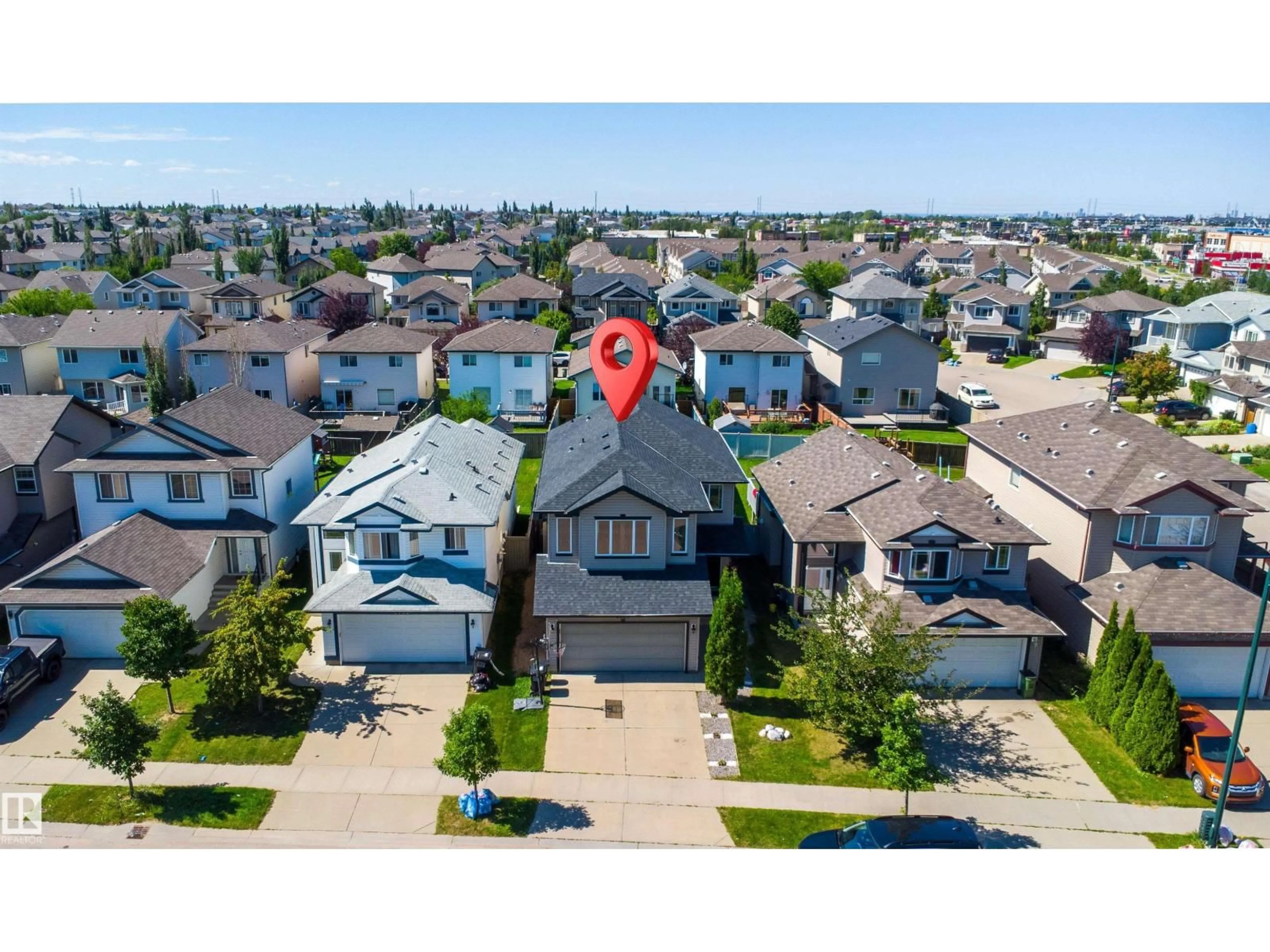 A pic from outside/outdoor area/front of a property/back of a property/a pic from drone, street for NW - 3760 12 ST, Edmonton Alberta T6T0E5