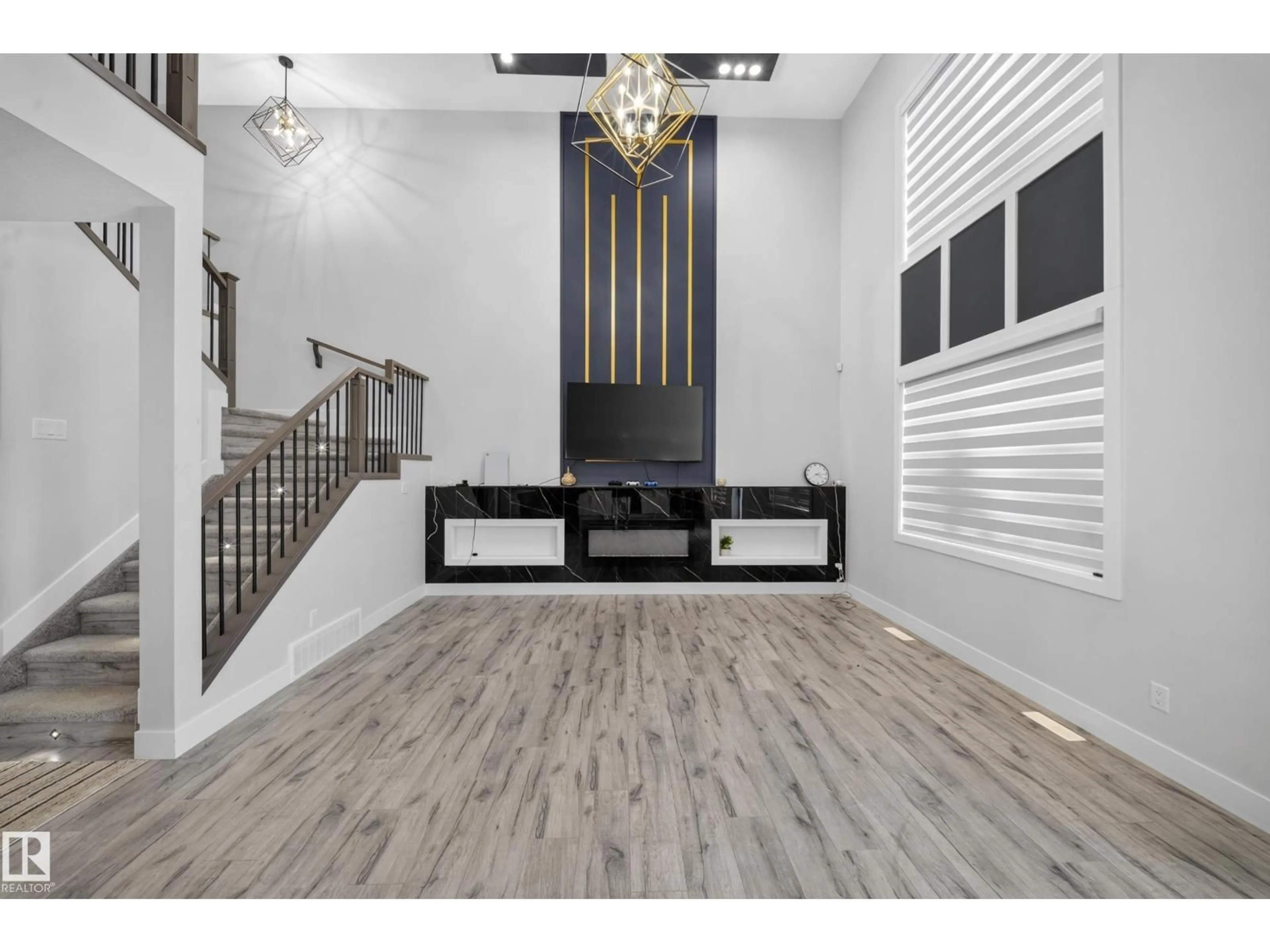 Indoor entryway for 3217 PELERIN CR, Beaumont Alberta T4X0E2
