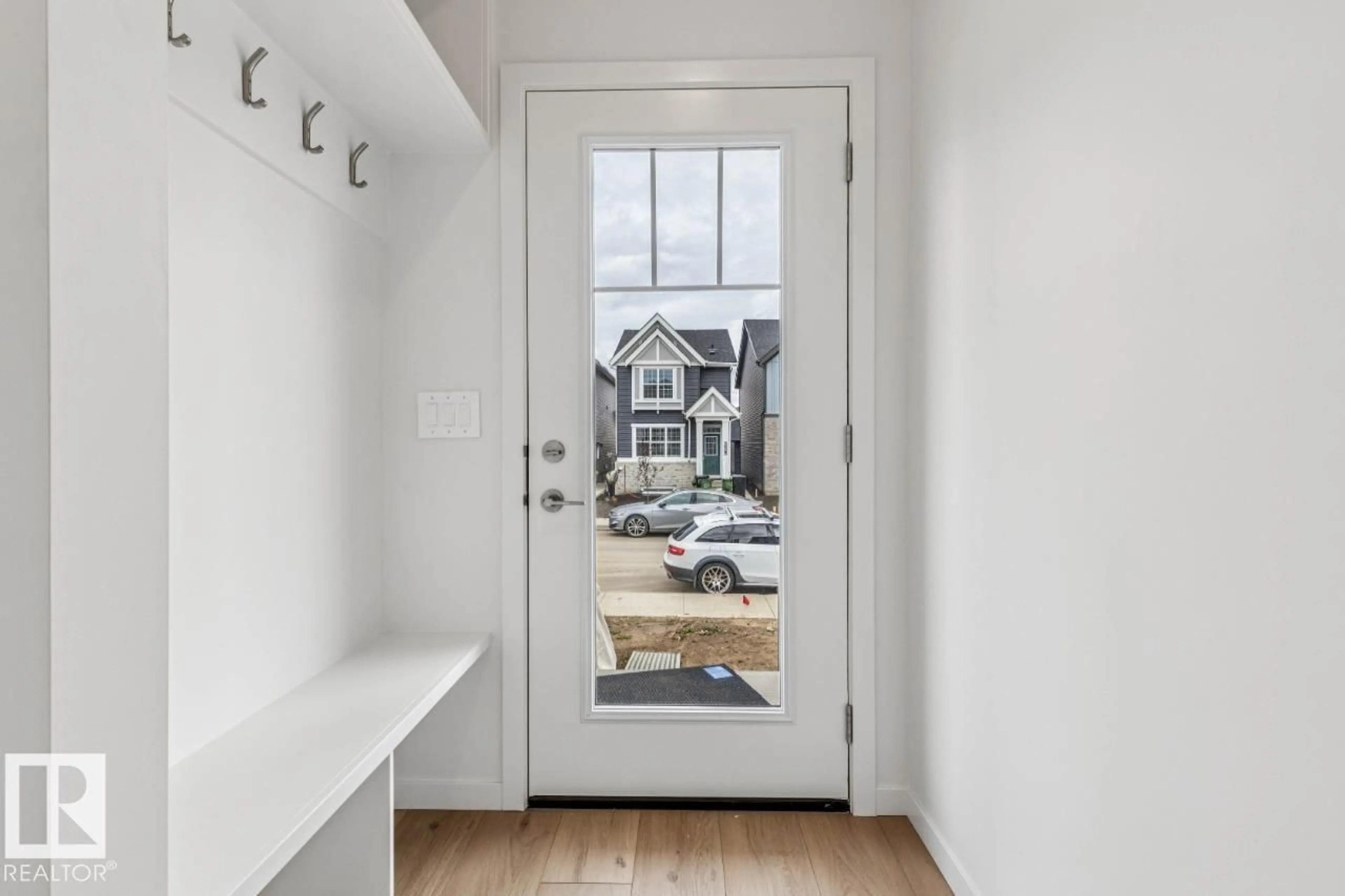 Indoor entryway for 8024 228 ST, Edmonton Alberta T5T5X7