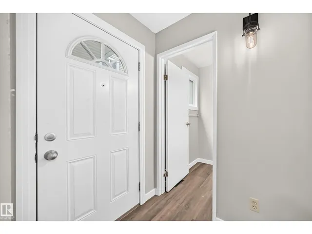 #6 - 1820 56 ST, Edmonton 4