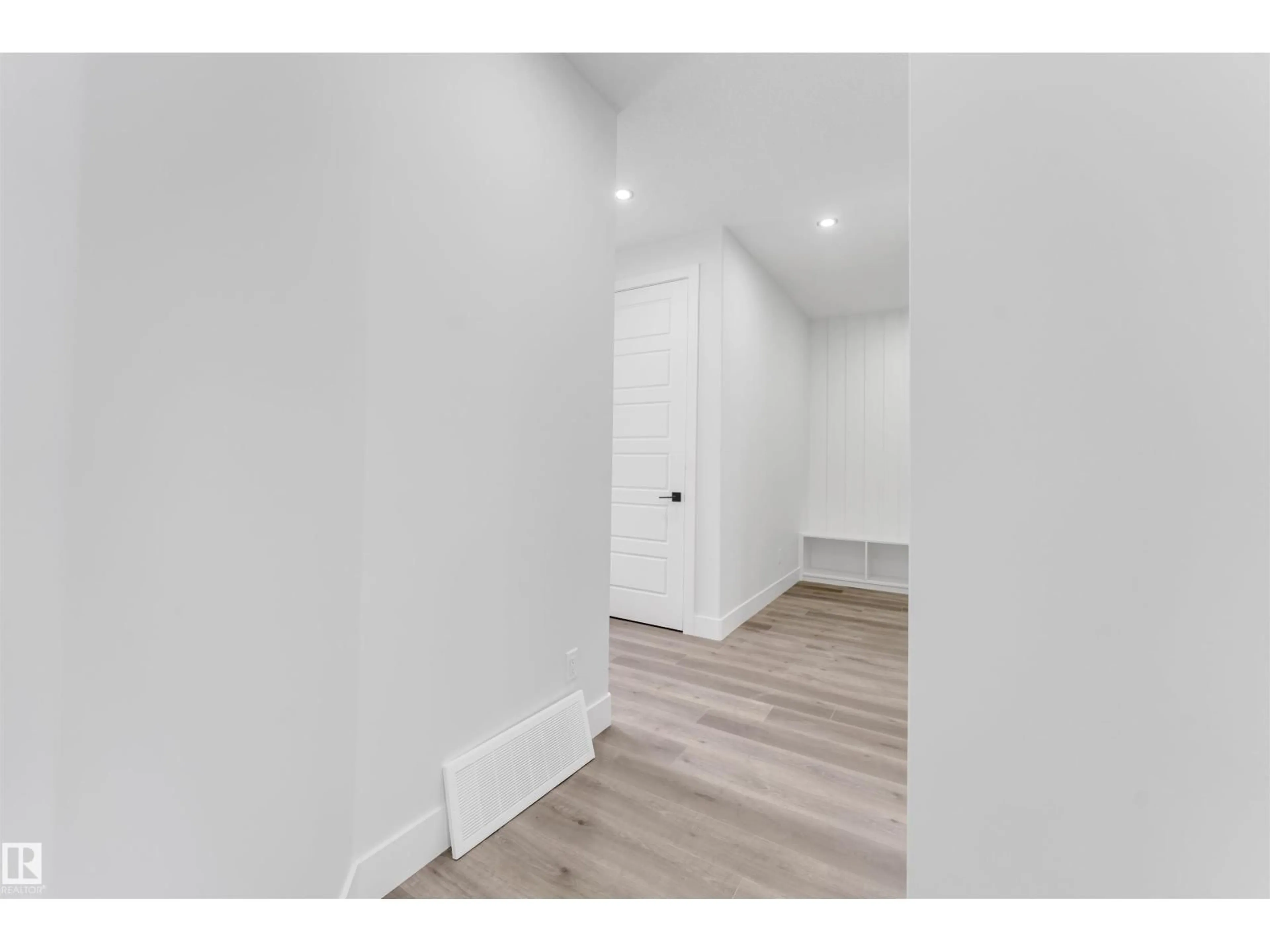 Unknown for 4310 36 ST, Beaumont Alberta T4X3G8