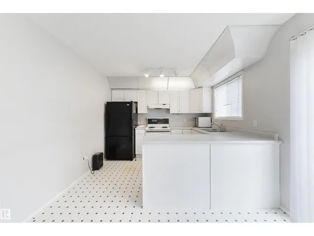 #123 - 1670 JAMHA RD, Edmonton 5