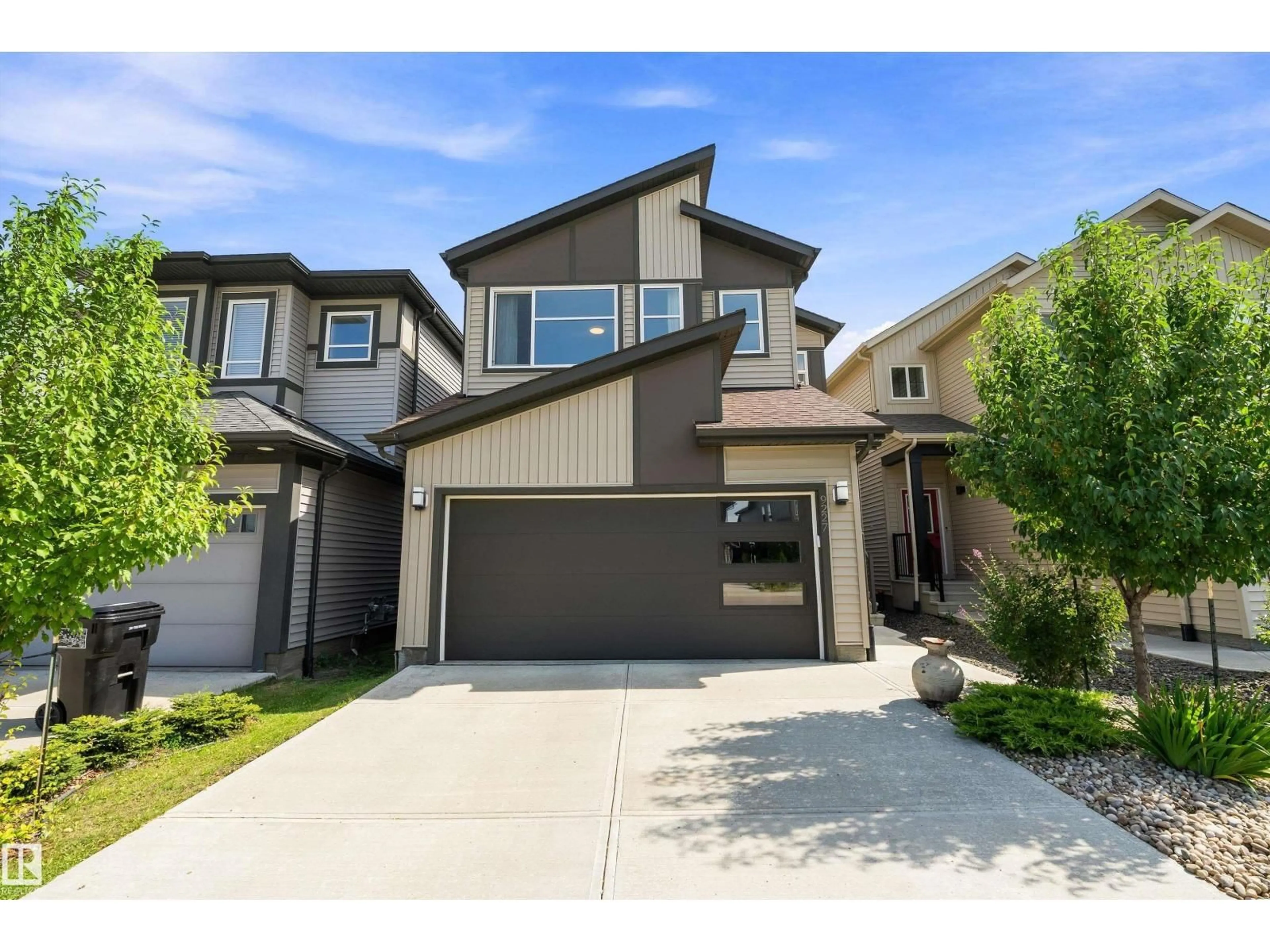 Unknown for NW - 9227 223 ST, Edmonton Alberta T5T7M1