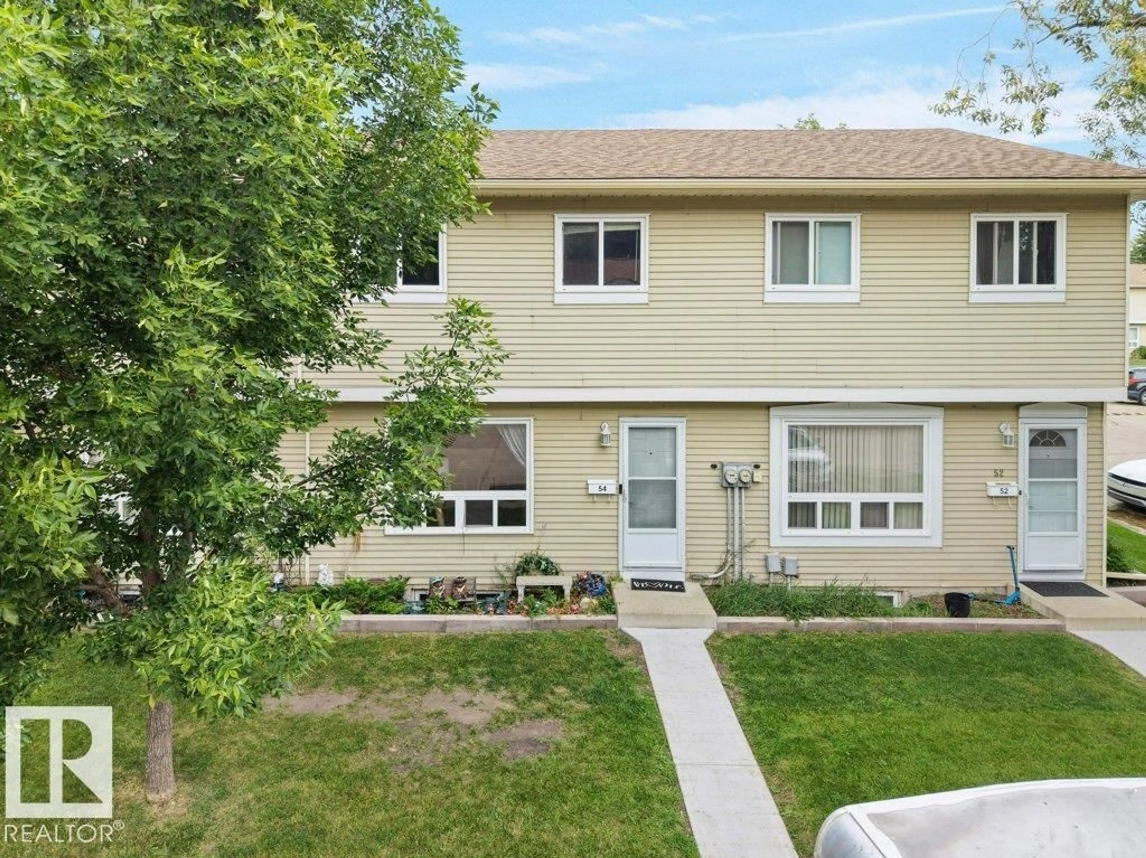 Home with vinyl exterior material, street for #54 - 2131 OAK ST, Sherwood Park Alberta T8A4W9