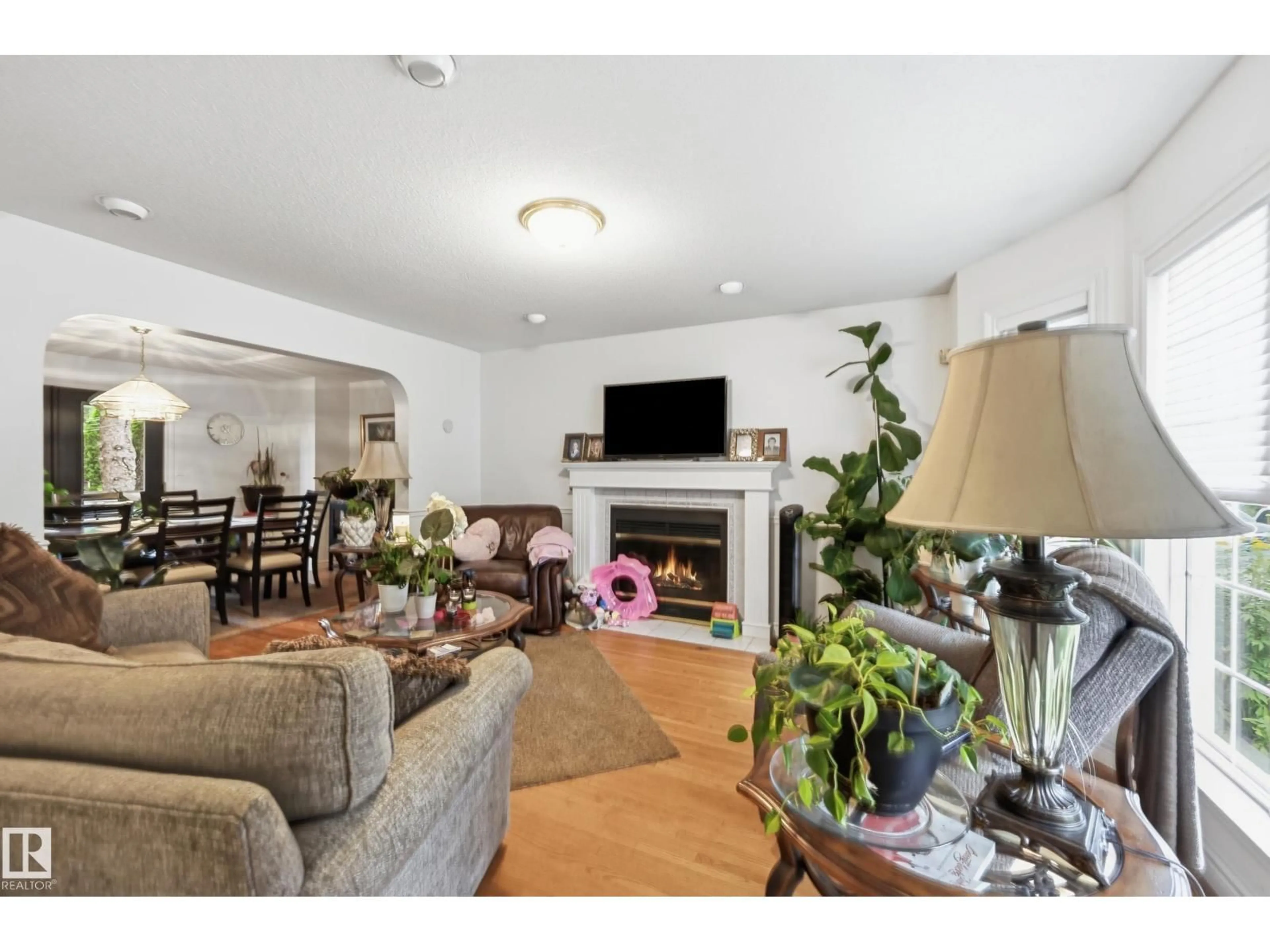 Living room with furniture, unknown for 14631 SUMMIT DR, Edmonton Alberta T5N3T4