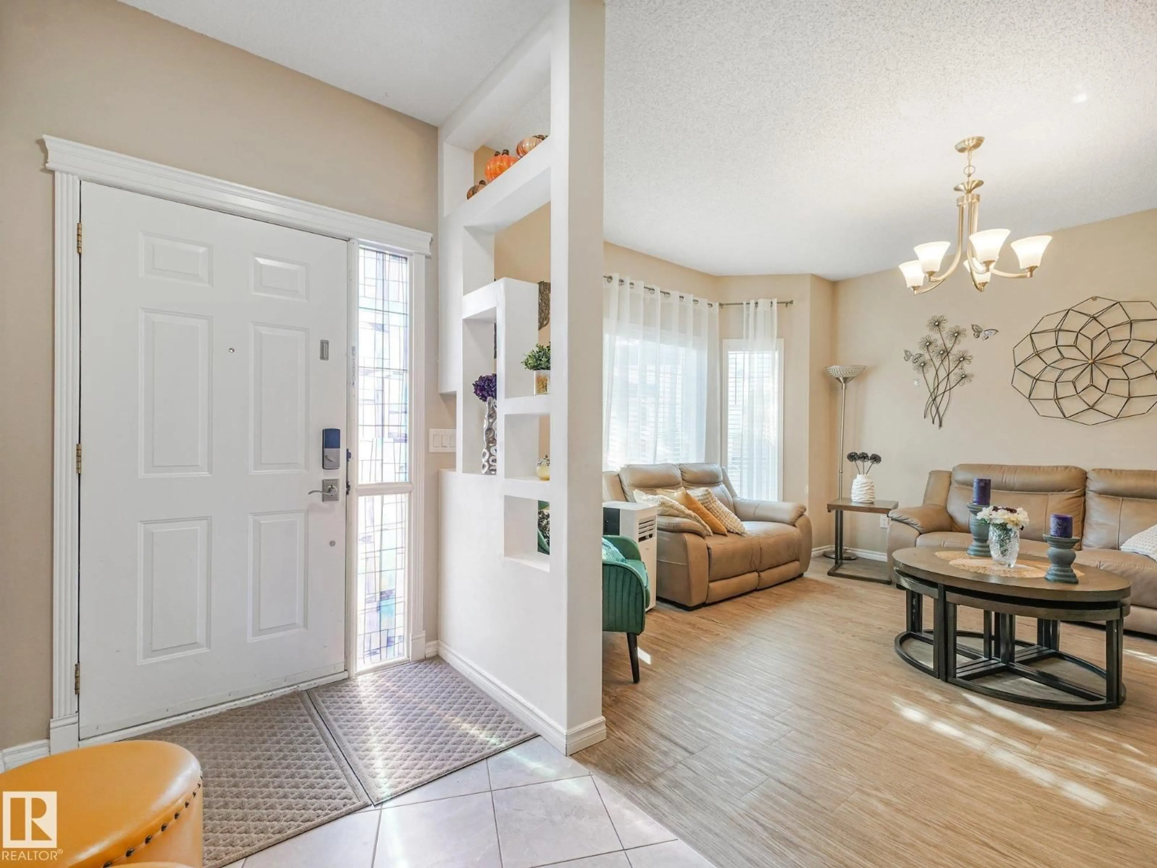 Indoor entryway for 1780 - 48 GLASTONBURY BV, Edmonton Alberta T5T6P9