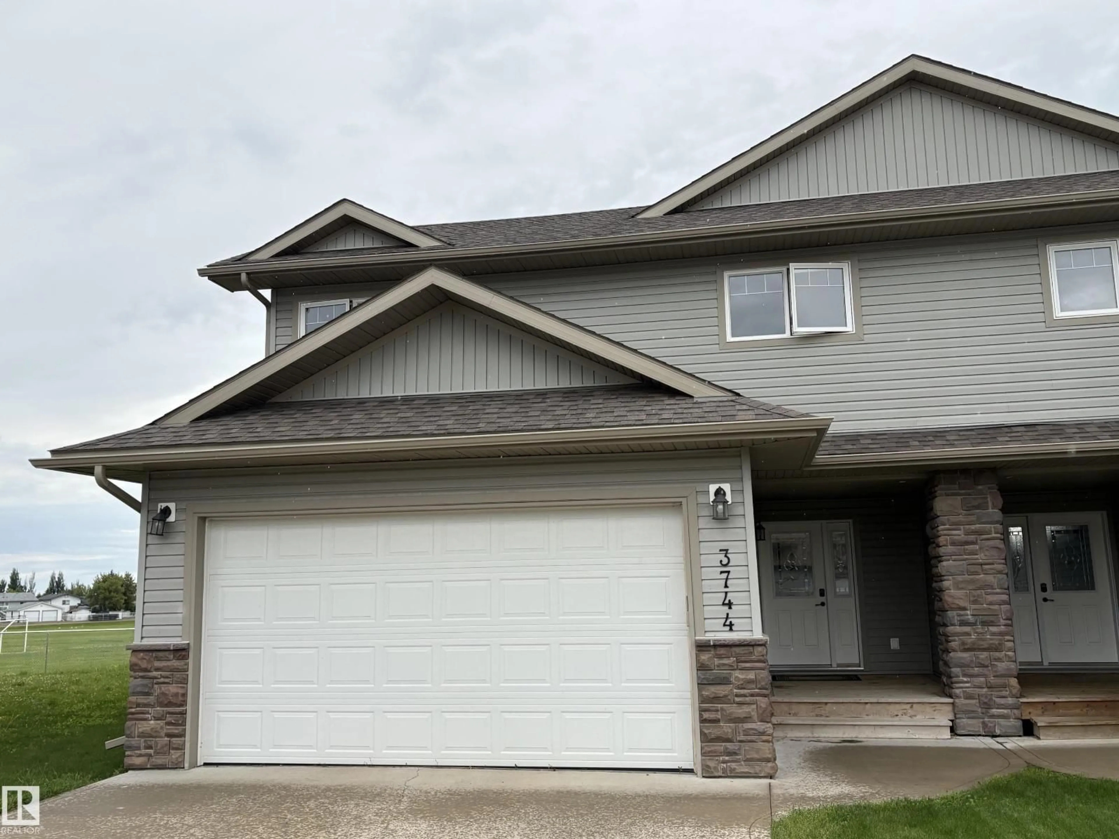 Home with vinyl exterior material, street for 3744 44 AV, Bonnyville Town Alberta T9N0A9