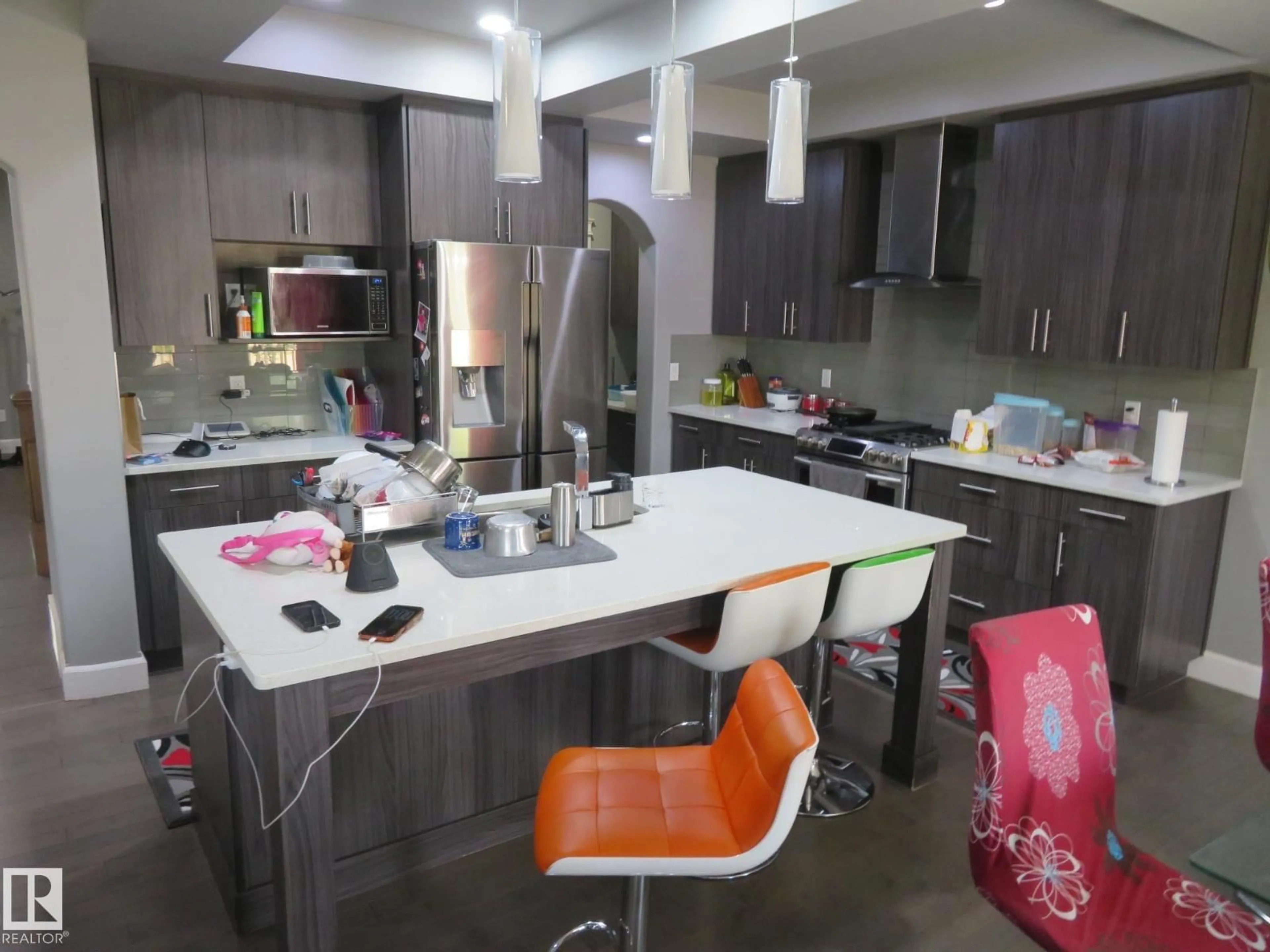 Contemporary kitchen, unknown for SW - 3233 WINSPEAR CR, Edmonton Alberta T6X1S7