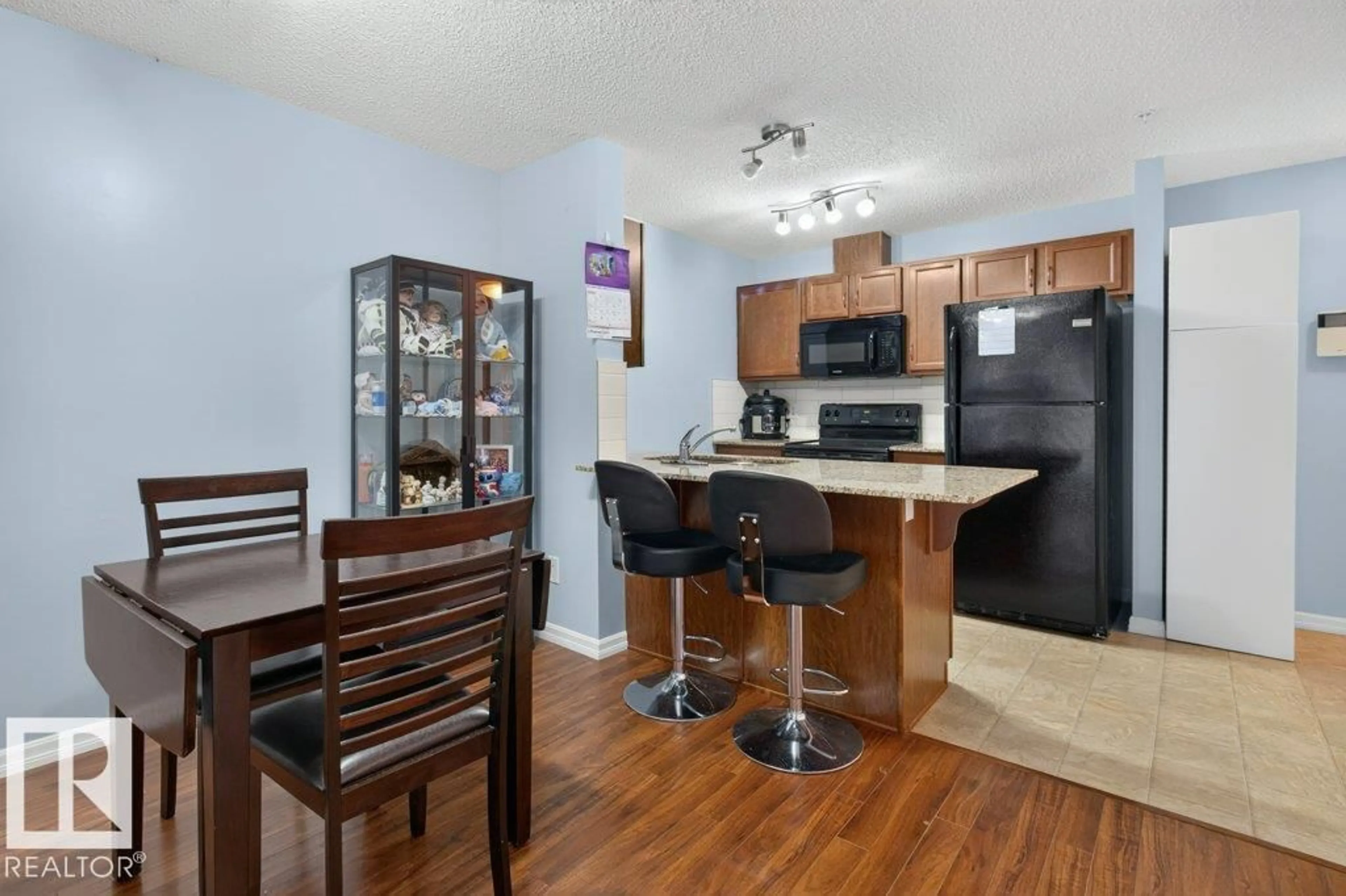 Standard kitchen, unknown for #102 - 271 CHARLOTTE WY, Sherwood Park Alberta T8H0N9