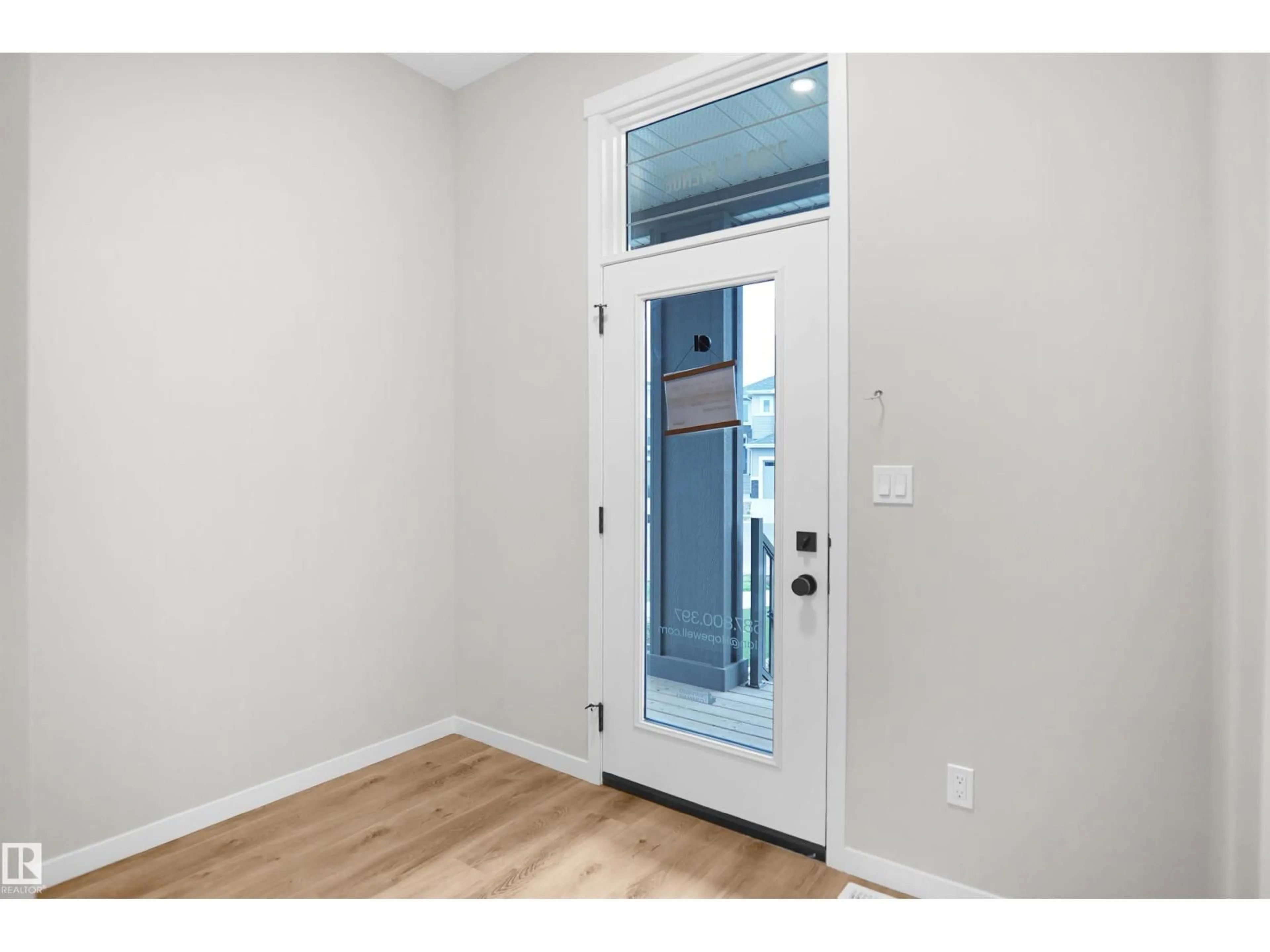 Indoor entryway for 7100 51 AV, Beaumont Alberta T4X3E5