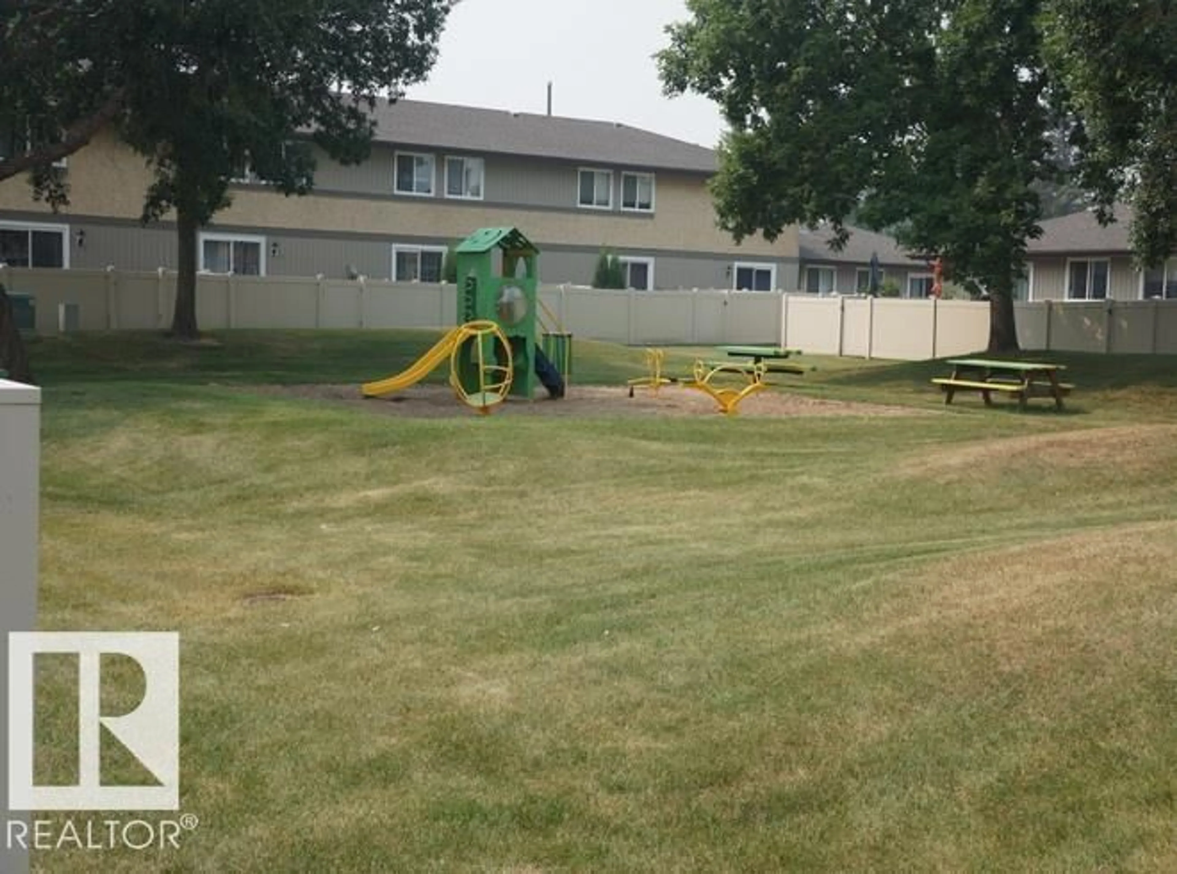 Unknown for 38 8930 99 AV, Fort Saskatchewan Alberta T8L3L1