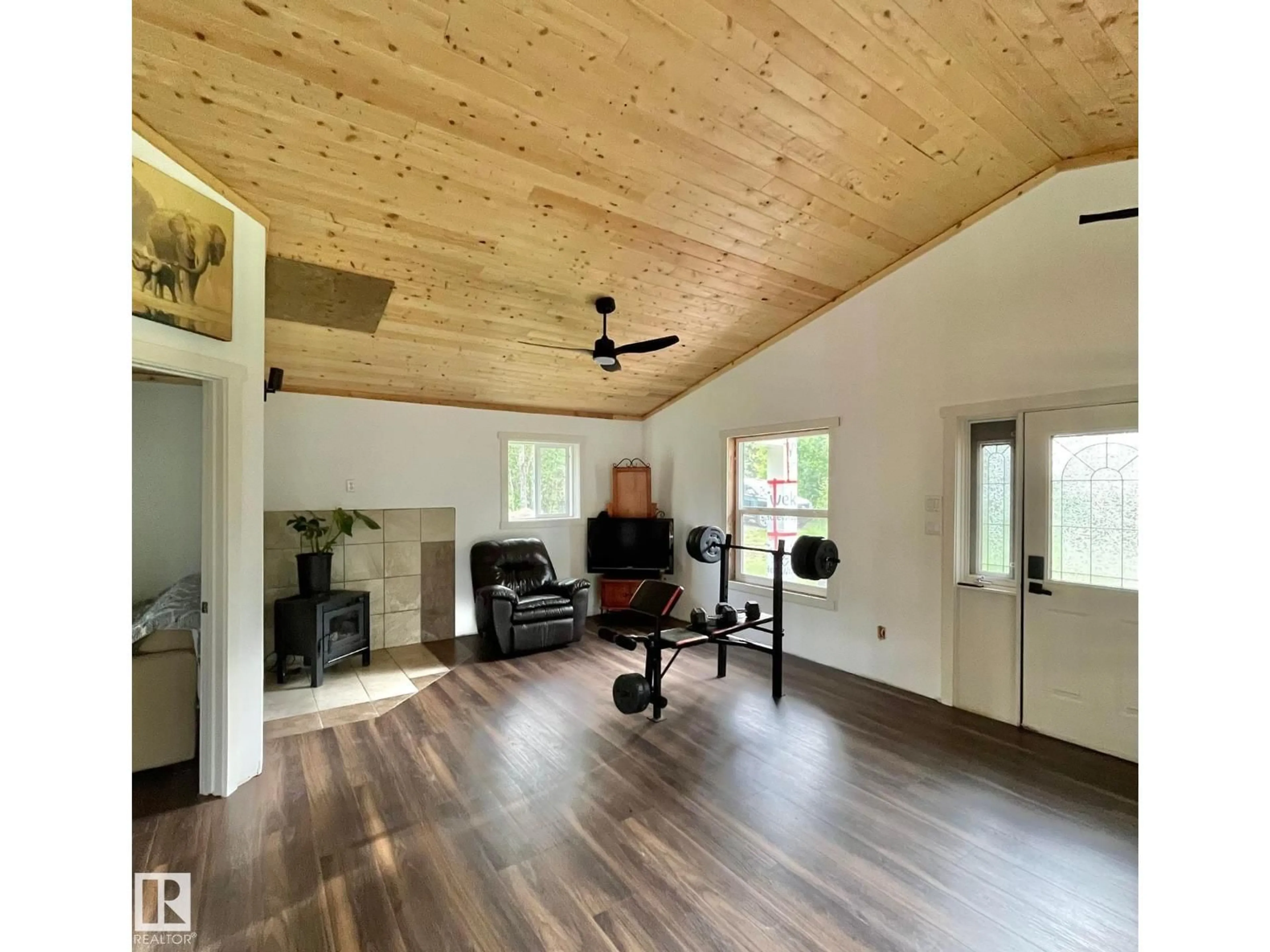 A pic of a room for 320 HWY 657, Rural Bonnyville M.D. Alberta T9N2J2