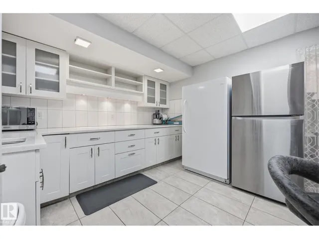 411 86 ST, Edmonton 5