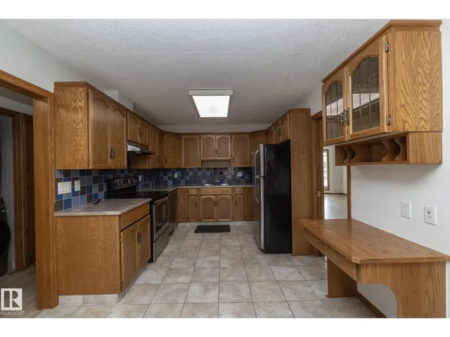 11138 30 AV, Edmonton 5