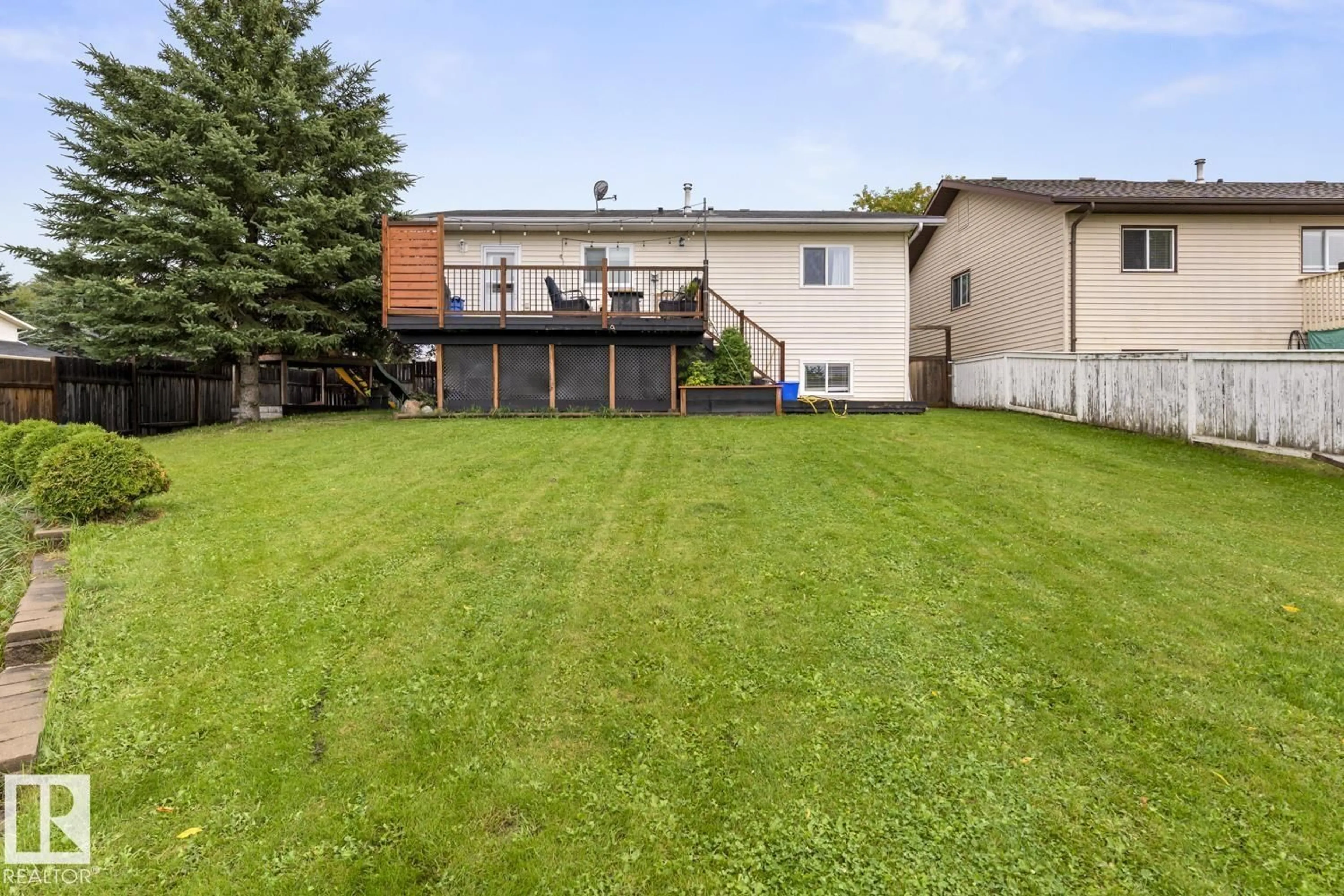 Patio, unknown for 5330 43 ST, Cold Lake Alberta T9M2A3