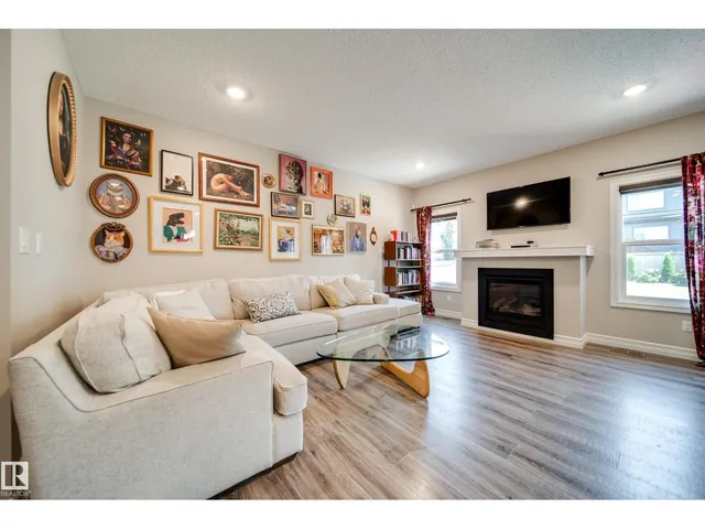 3632 KESWICK BV, Edmonton 4