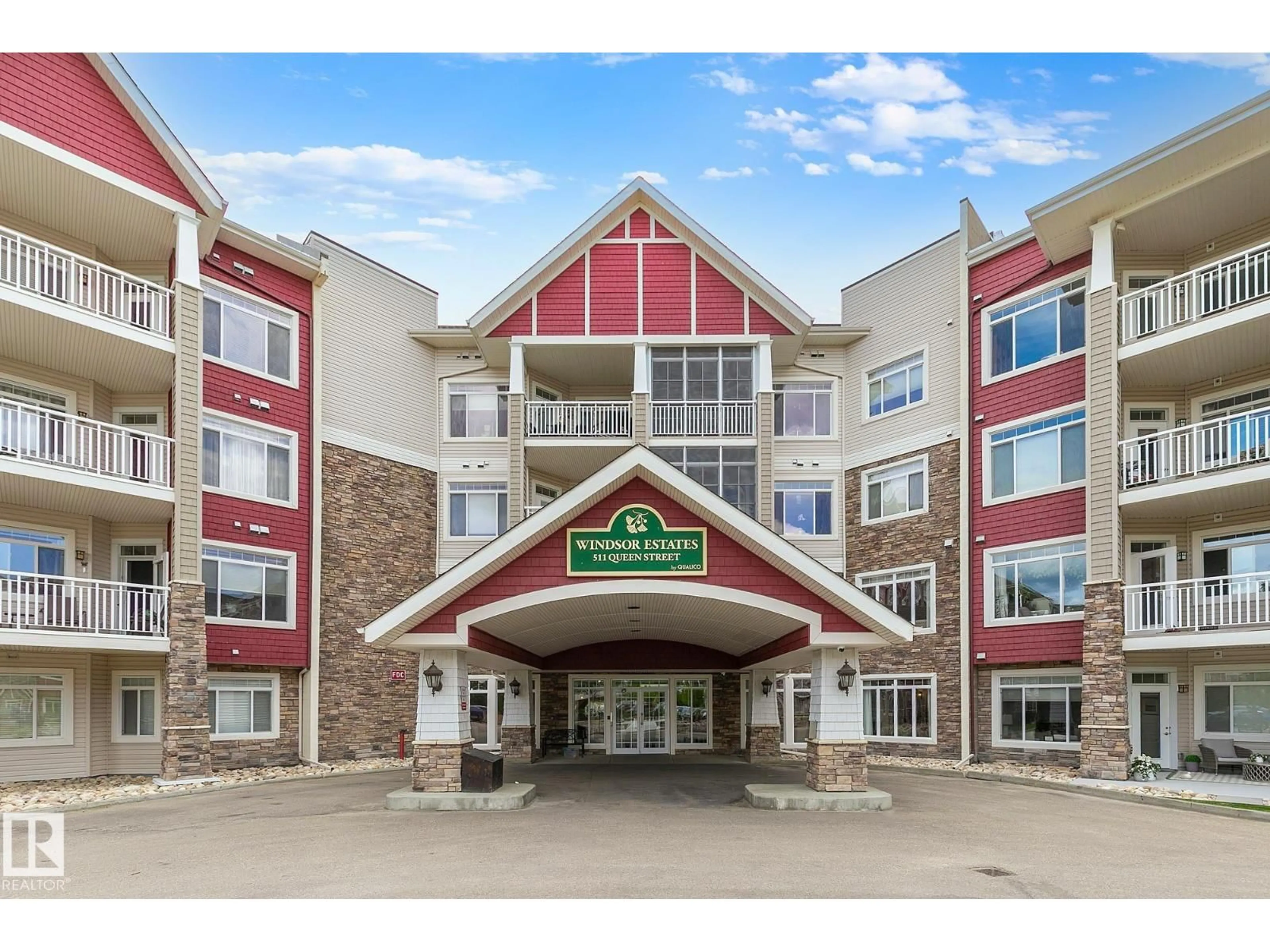 Indoor foyer for 511 - 313 QUEEN ST, Spruce Grove Alberta T7X0G4