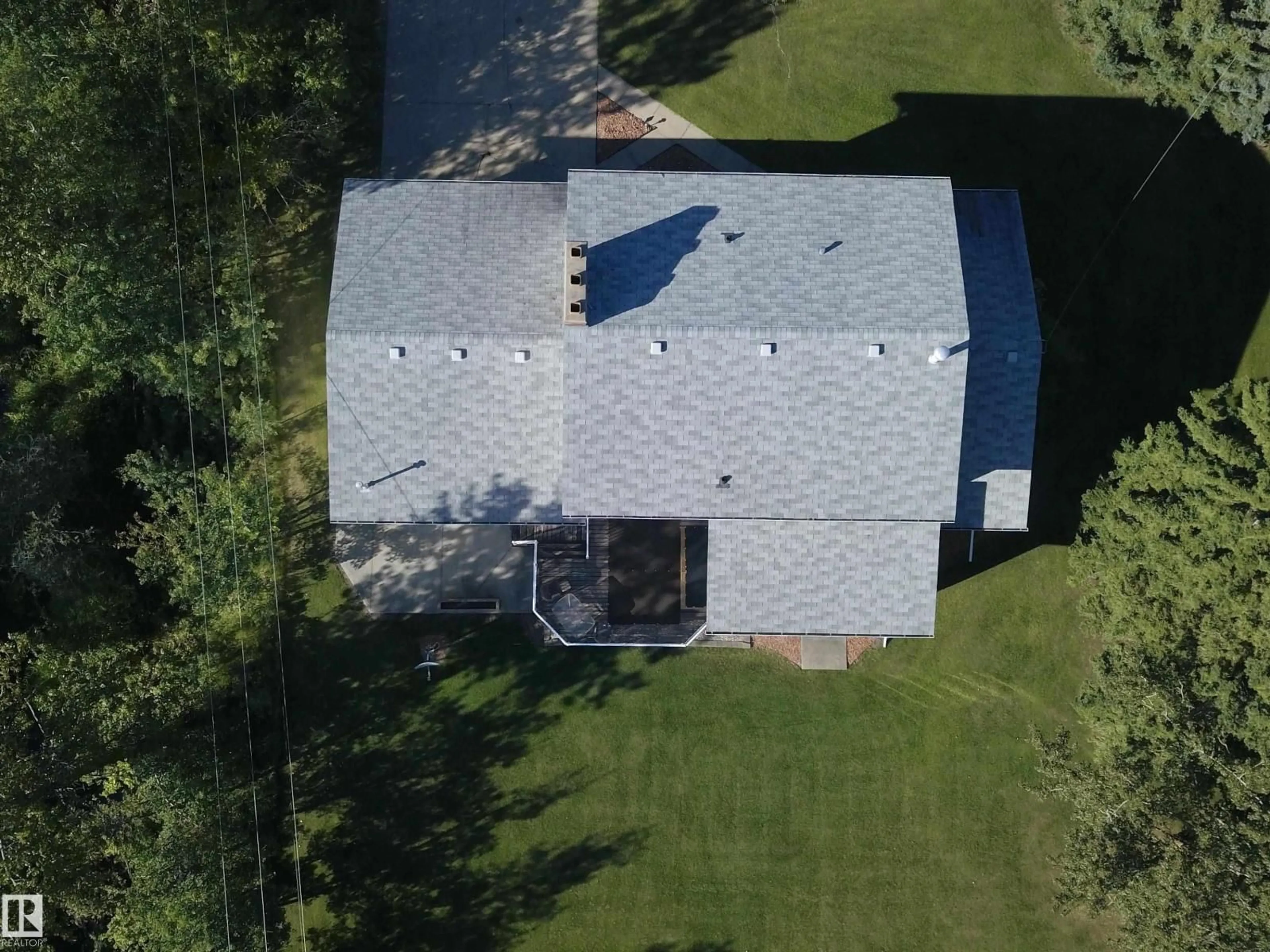 A pic from outside/outdoor area/front of a property/back of a property/a pic from drone, building for 5407 MEHDEN ROAD, Barrhead Alberta T7N1G2