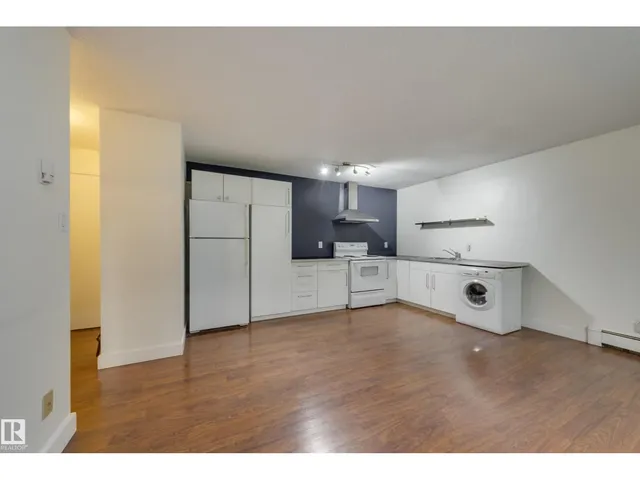 5 - 10015 83 AV NW, Edmonton 5