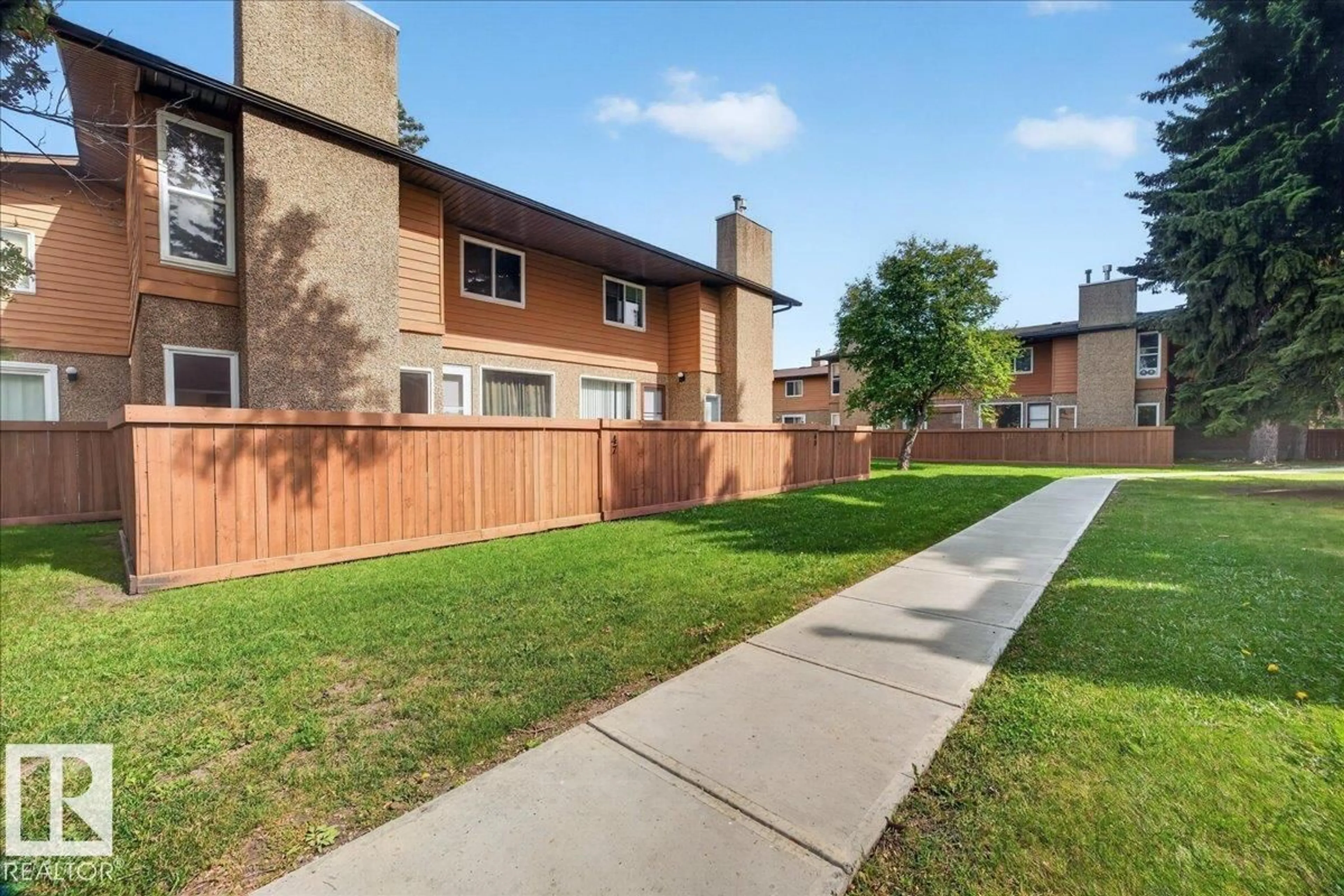 Patio, street for #47 - 3812 20 AV, Edmonton Alberta T6L4B2
