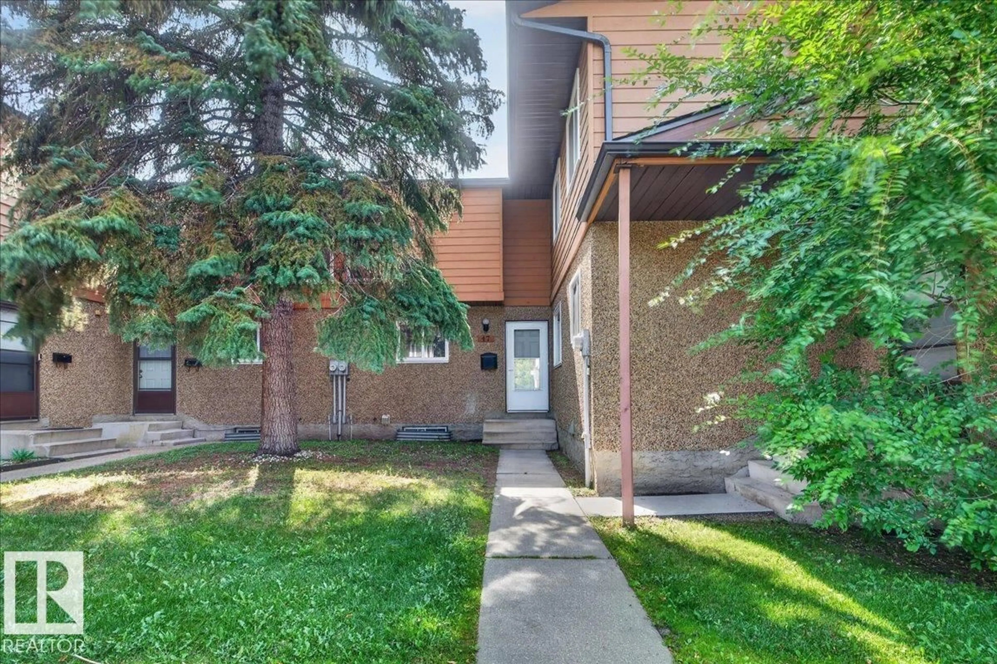 Patio, street for #47 - 3812 20 AV, Edmonton Alberta T6L4B2