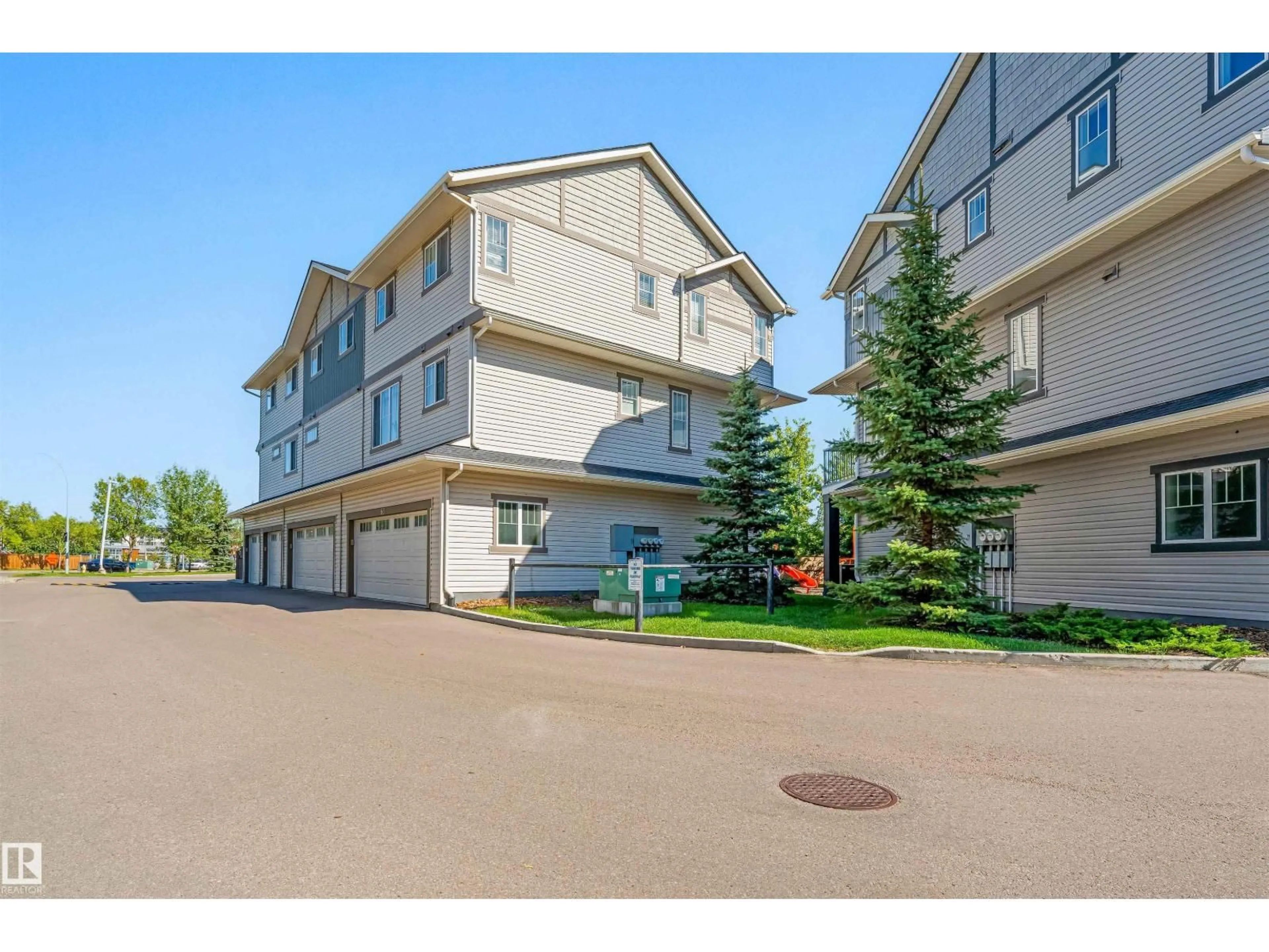 A pic from outside/outdoor area/front of a property/back of a property/a pic from drone, unknown for 12815 - 66 CUMBERLAND ROAD, Edmonton Alberta T6V0M2