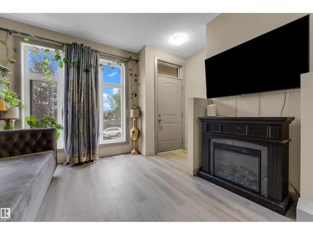 SW - 2107 CASSELMAN LI, Edmonton 5