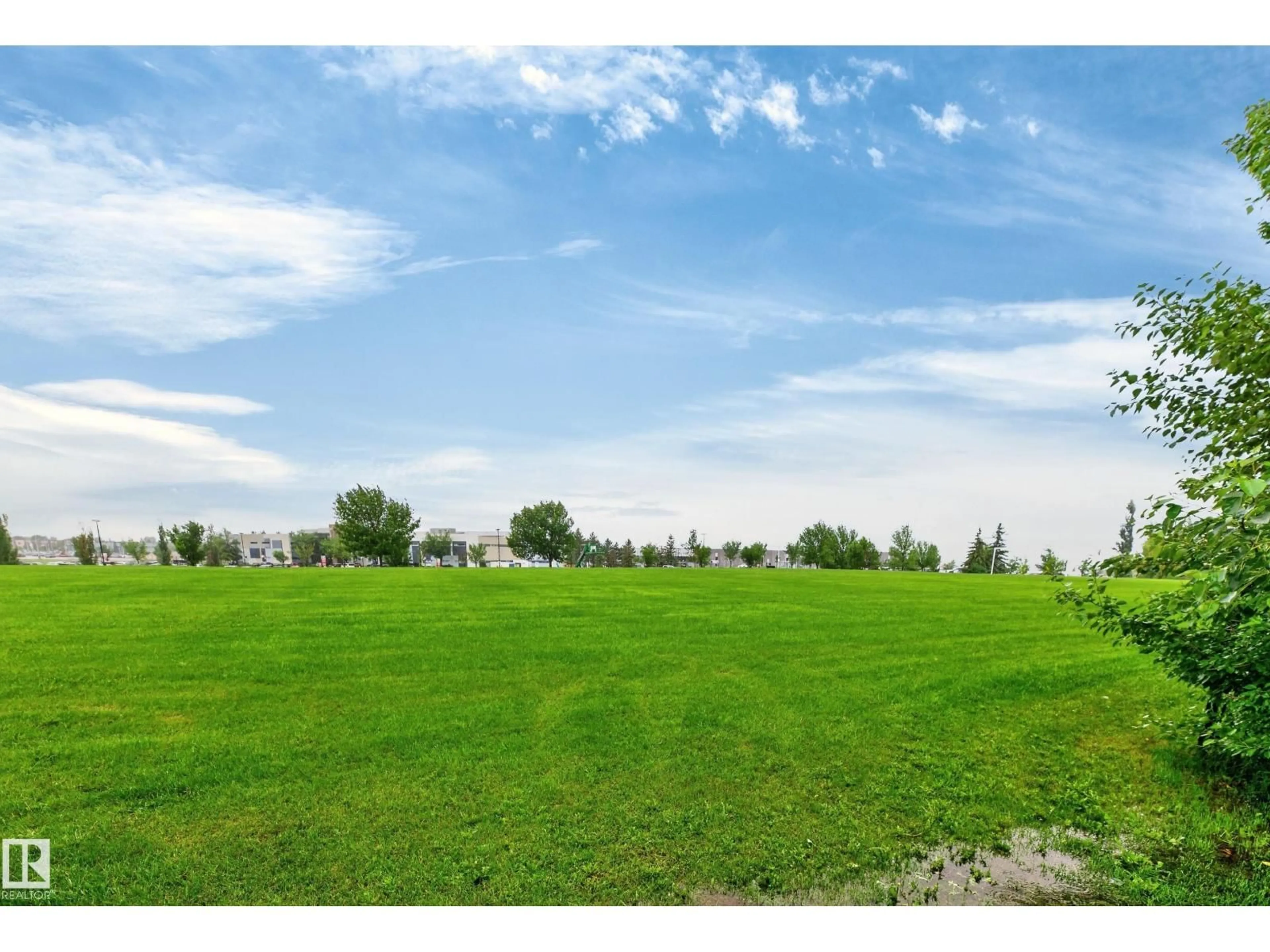 A pic from outside/outdoor area/front of a property/back of a property/a pic from drone, water/lake/river/ocean view for 136 BOTHWELL PL, Sherwood Park Alberta T8H2M7