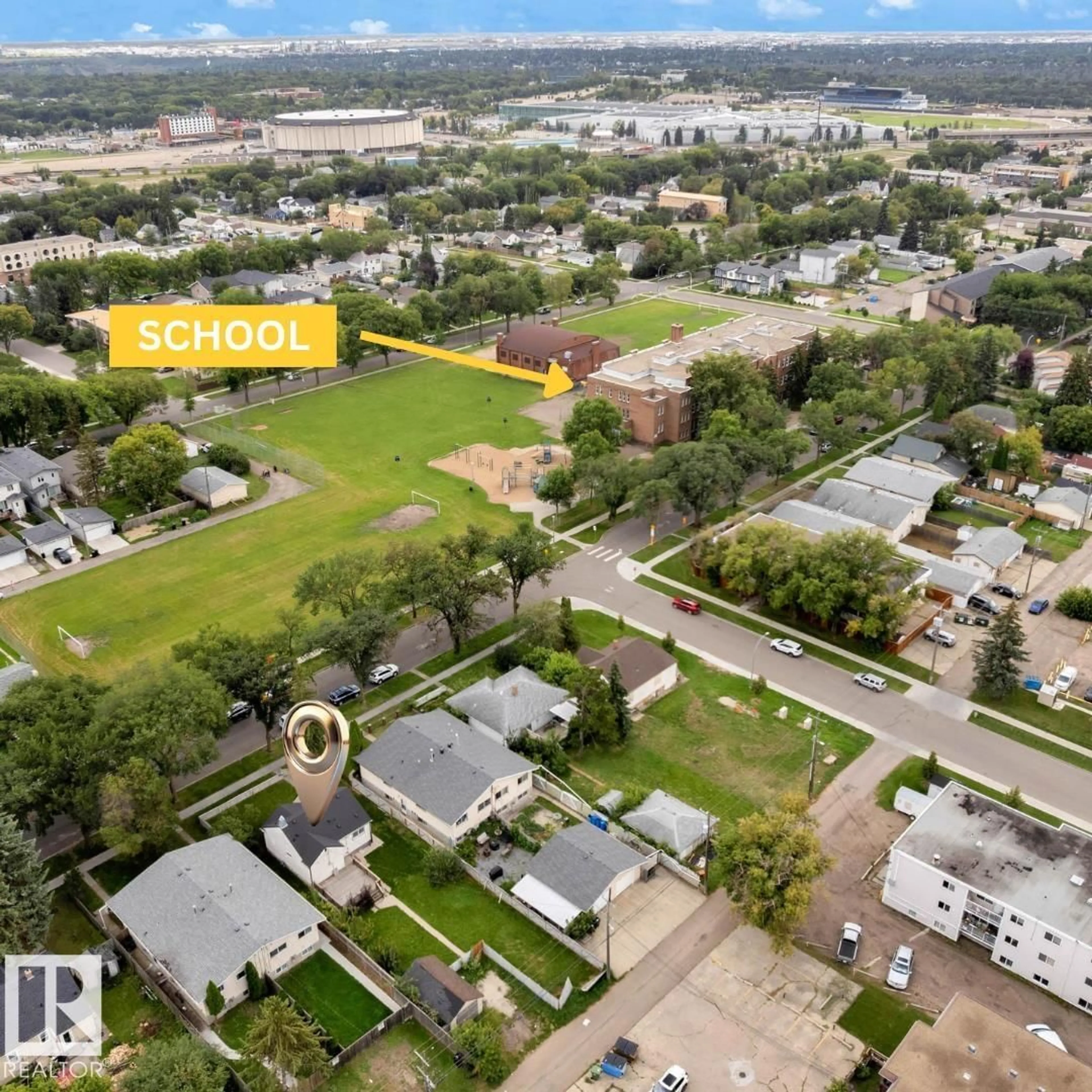 A pic from outside/outdoor area/front of a property/back of a property/a pic from drone, unknown for NW - 12116 81 ST, Edmonton Alberta T5B2T1