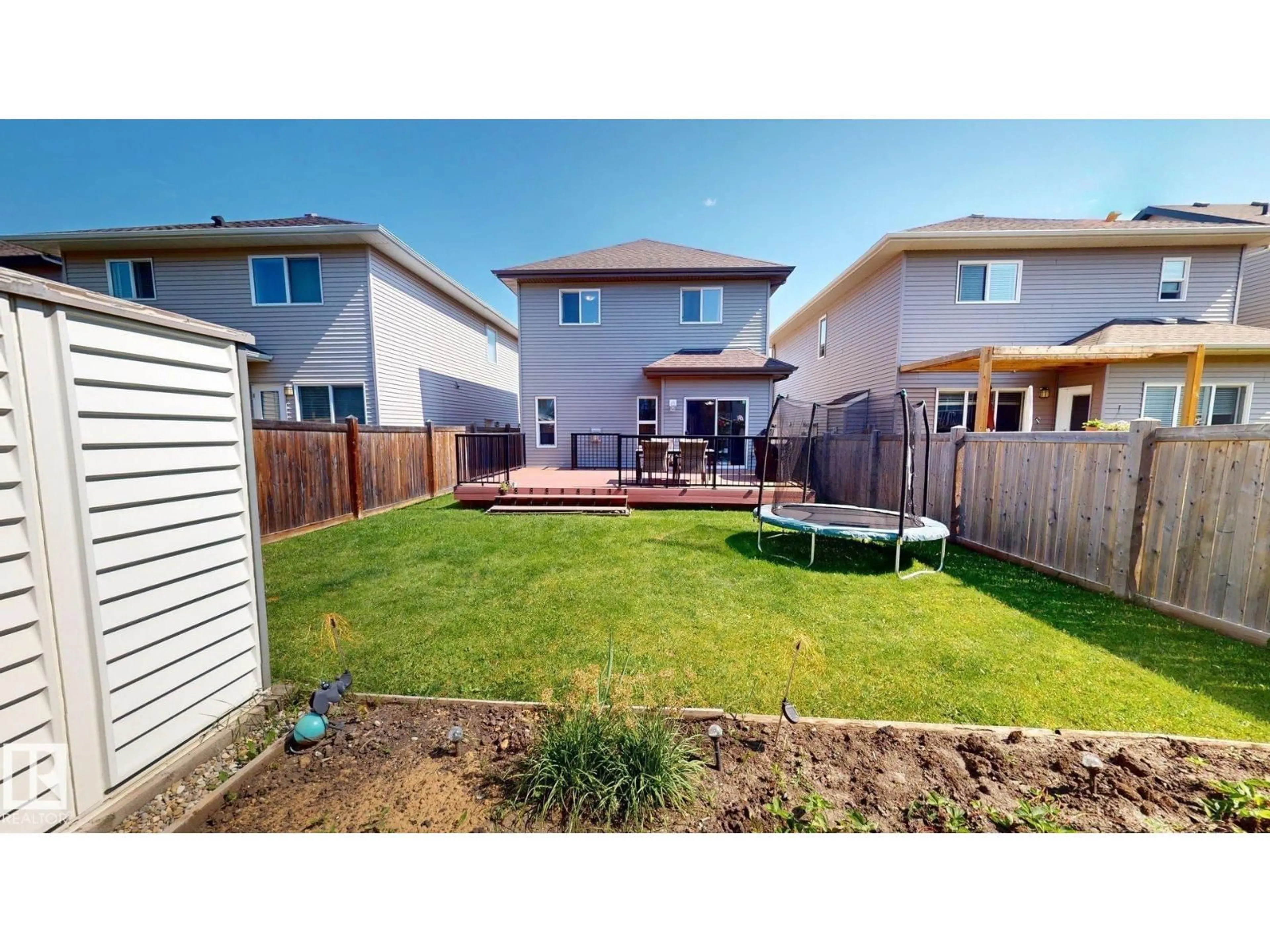 A pic from outside/outdoor area/front of a property/back of a property/a pic from drone, unknown for NW - 7304 EDGEMONT WY, Edmonton Alberta T6M0S1