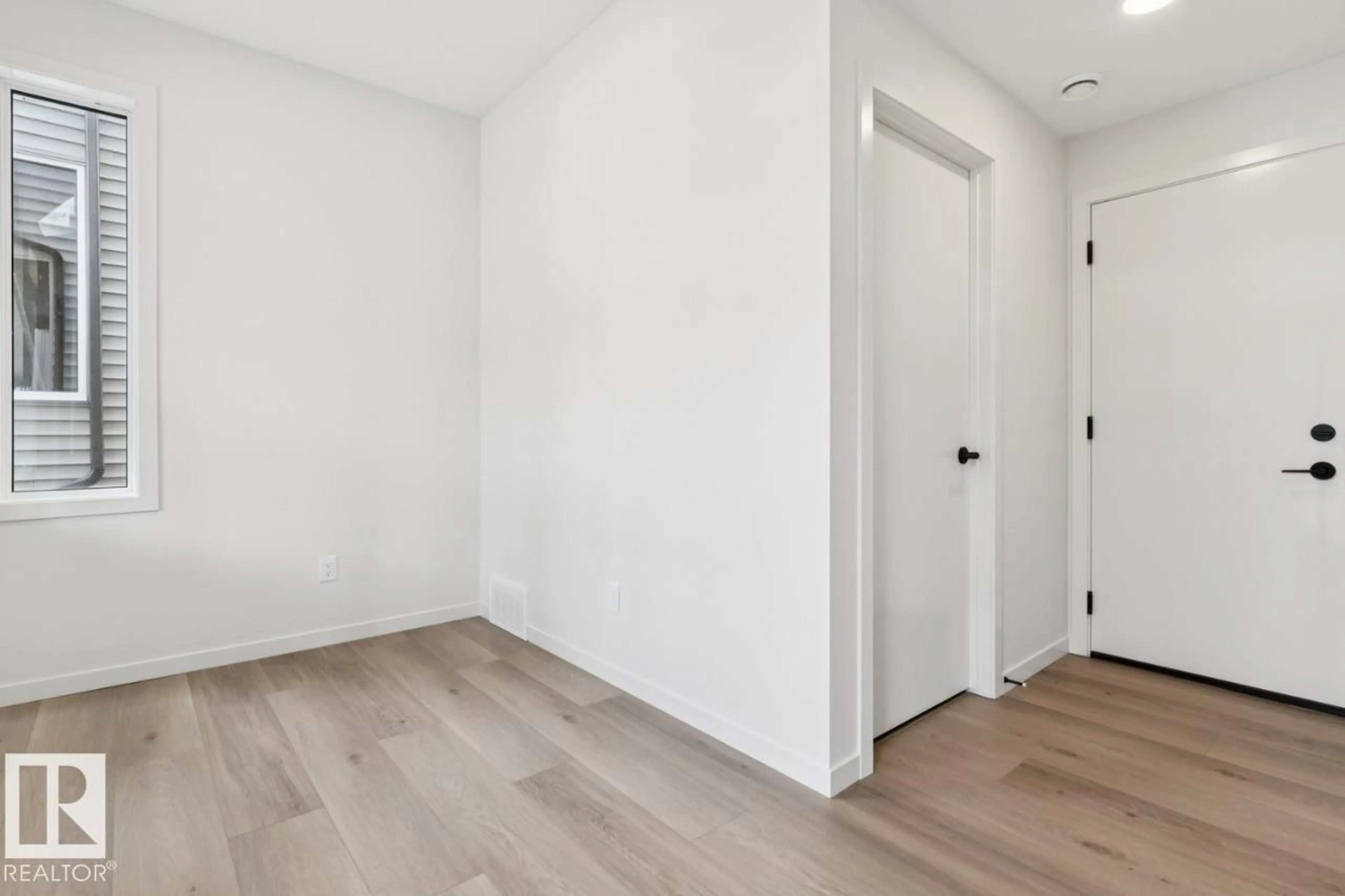 A pic of a room for 2634 ALCES WY, Edmonton Alberta T6X3L5