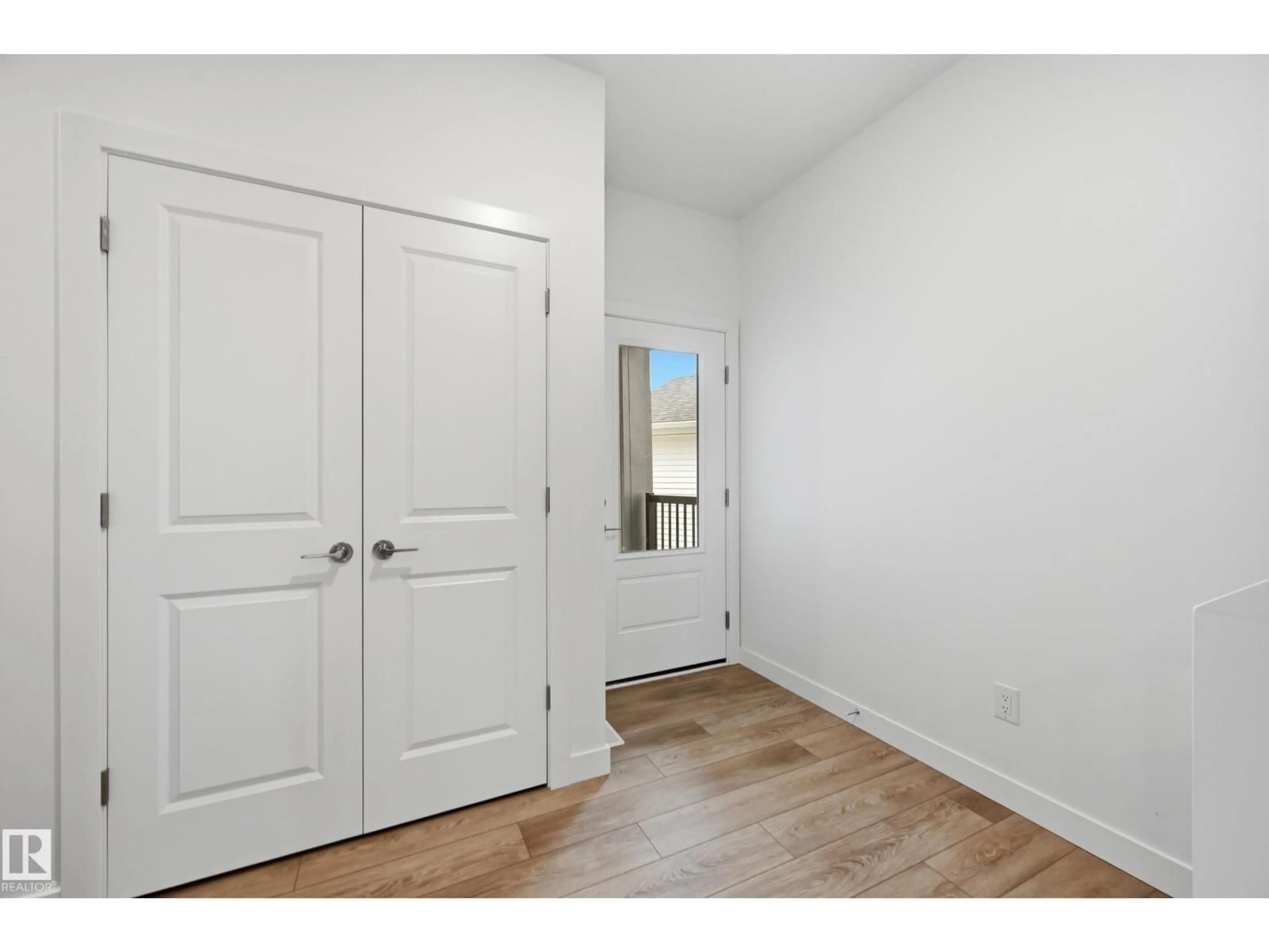 Unknown for NW - 22615 89 AV, Edmonton Alberta T5T7W8