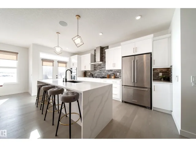 19 STURTZ PL, Leduc 2