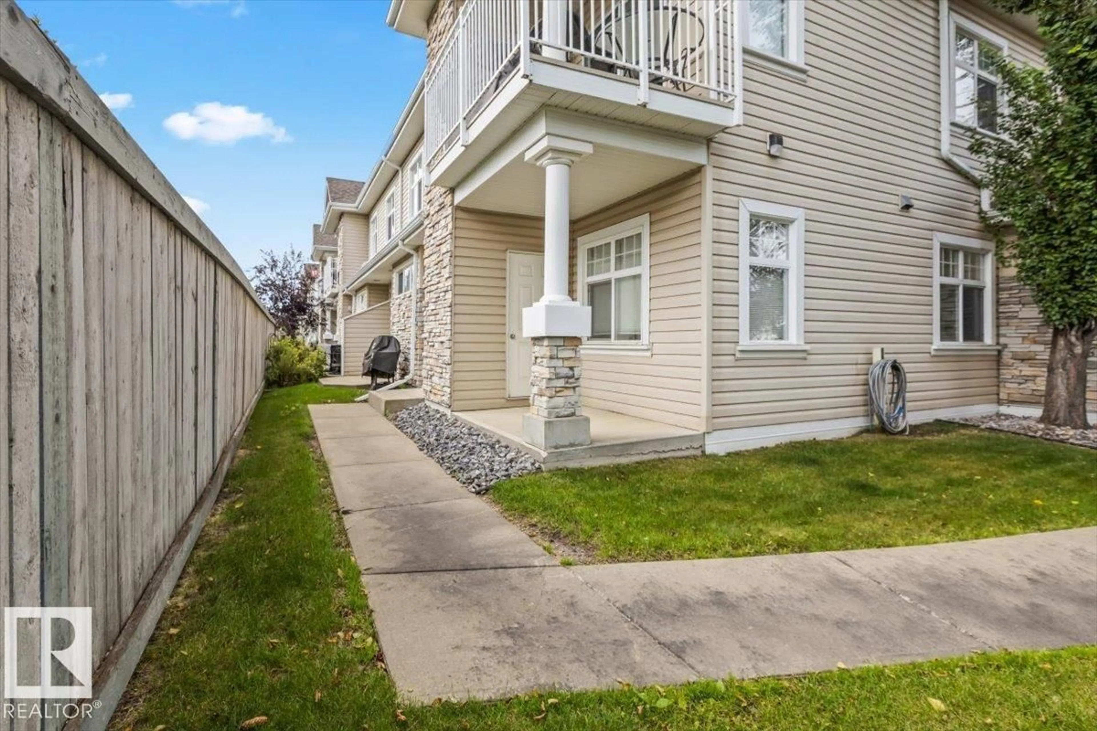 Patio, street for 1179 SUMMERSIDE DR, Edmonton Alberta T6X1K1