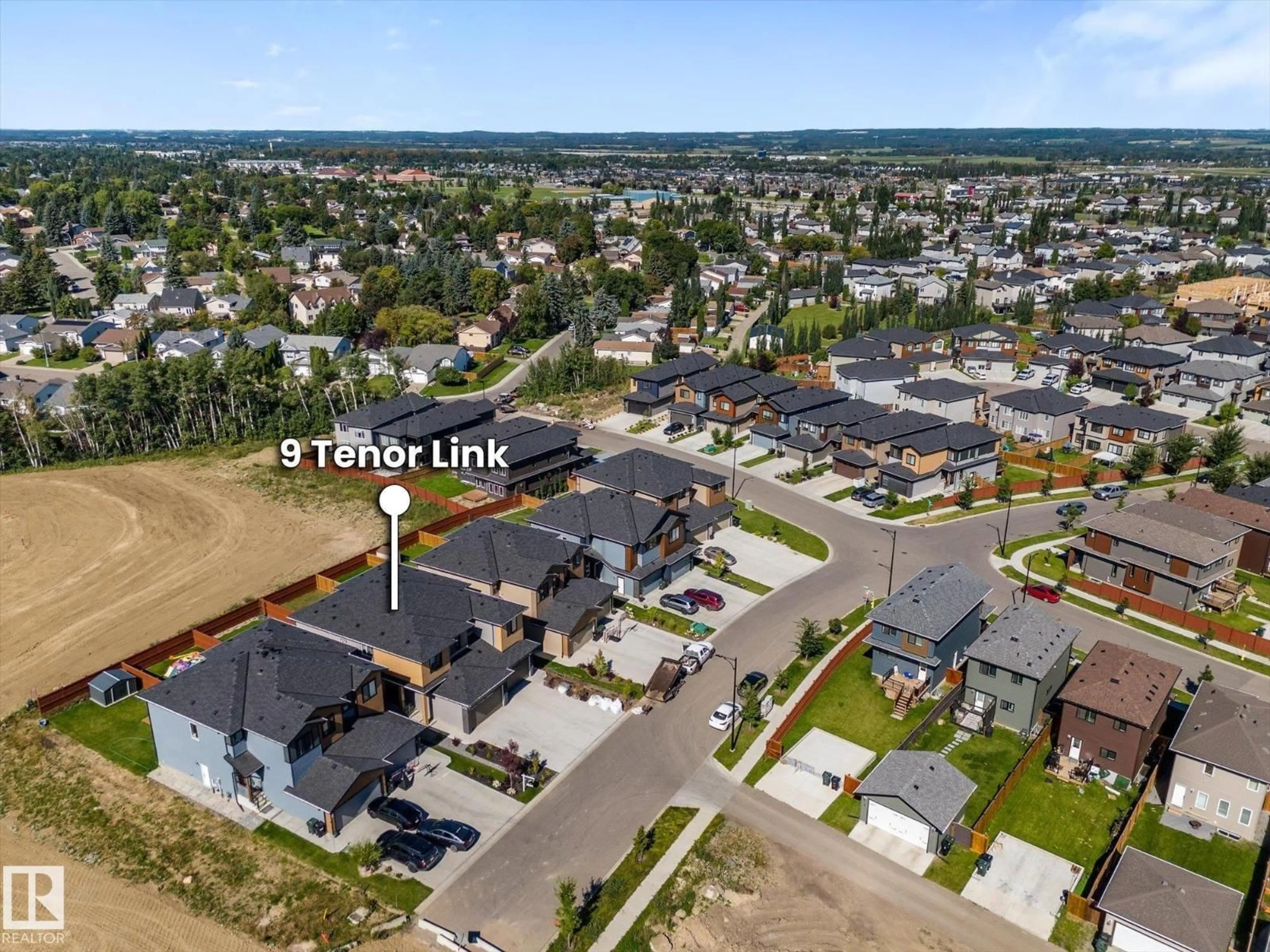 A pic from outside/outdoor area/front of a property/back of a property/a pic from drone, street for 9 TENOR LI, Spruce Grove Alberta T7X3G1