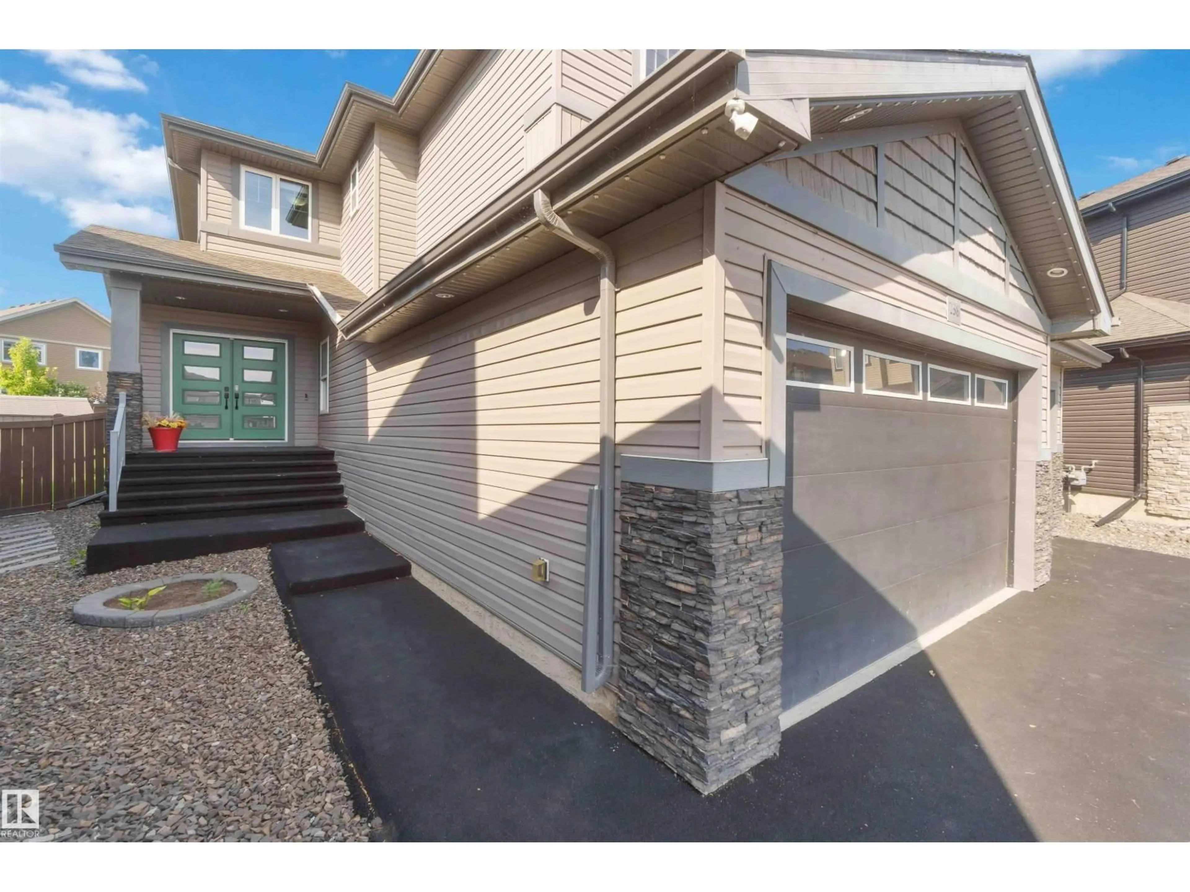 Home with vinyl exterior material, street for 258 WESTBROOK WD, Fort Saskatchewan Alberta T8L0L8